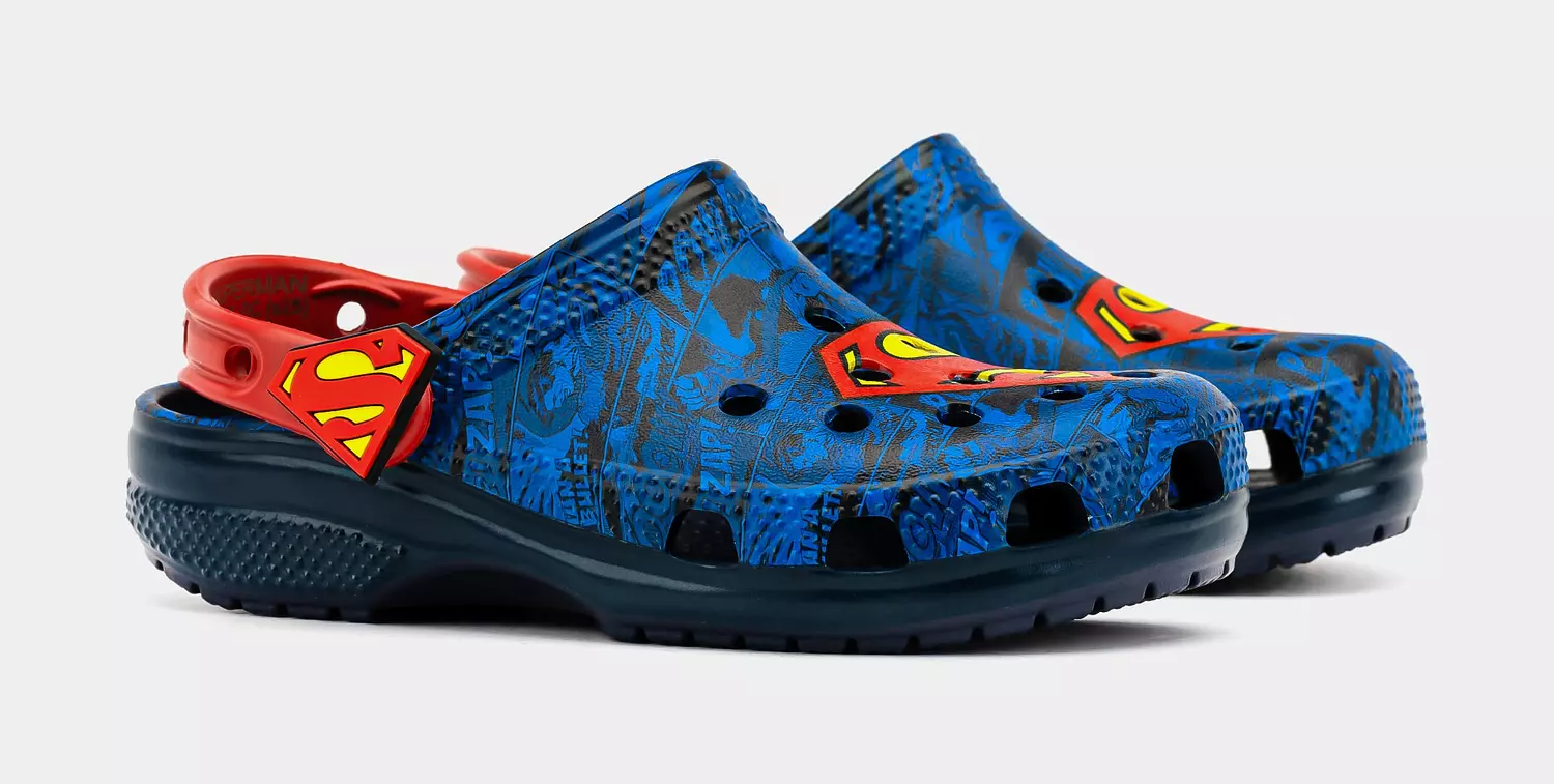 Crocs Superman Classic Clog 5