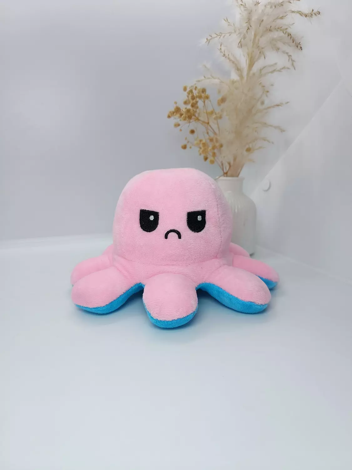 Blue and pink oysters 1