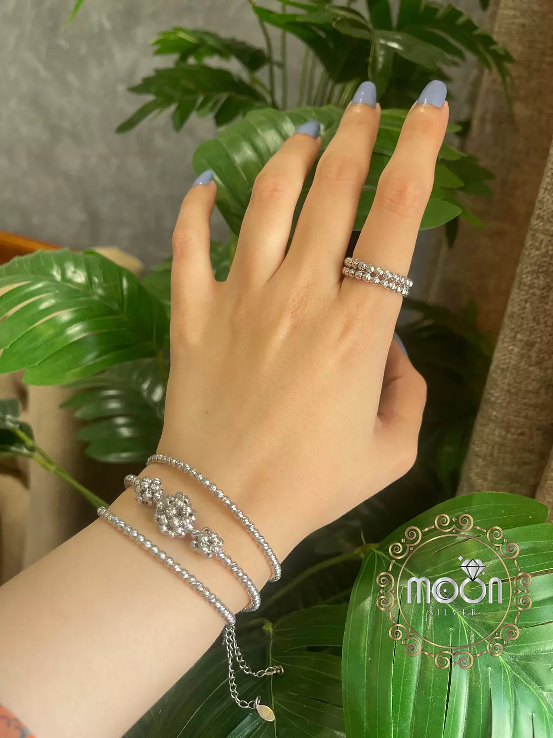Shiny silver set 