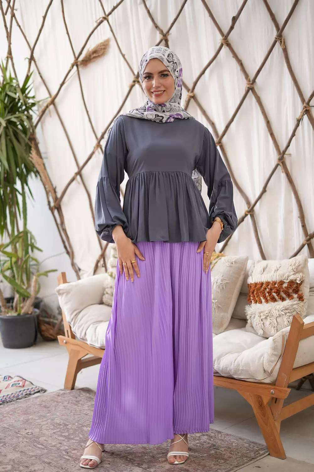Pleated pants  3