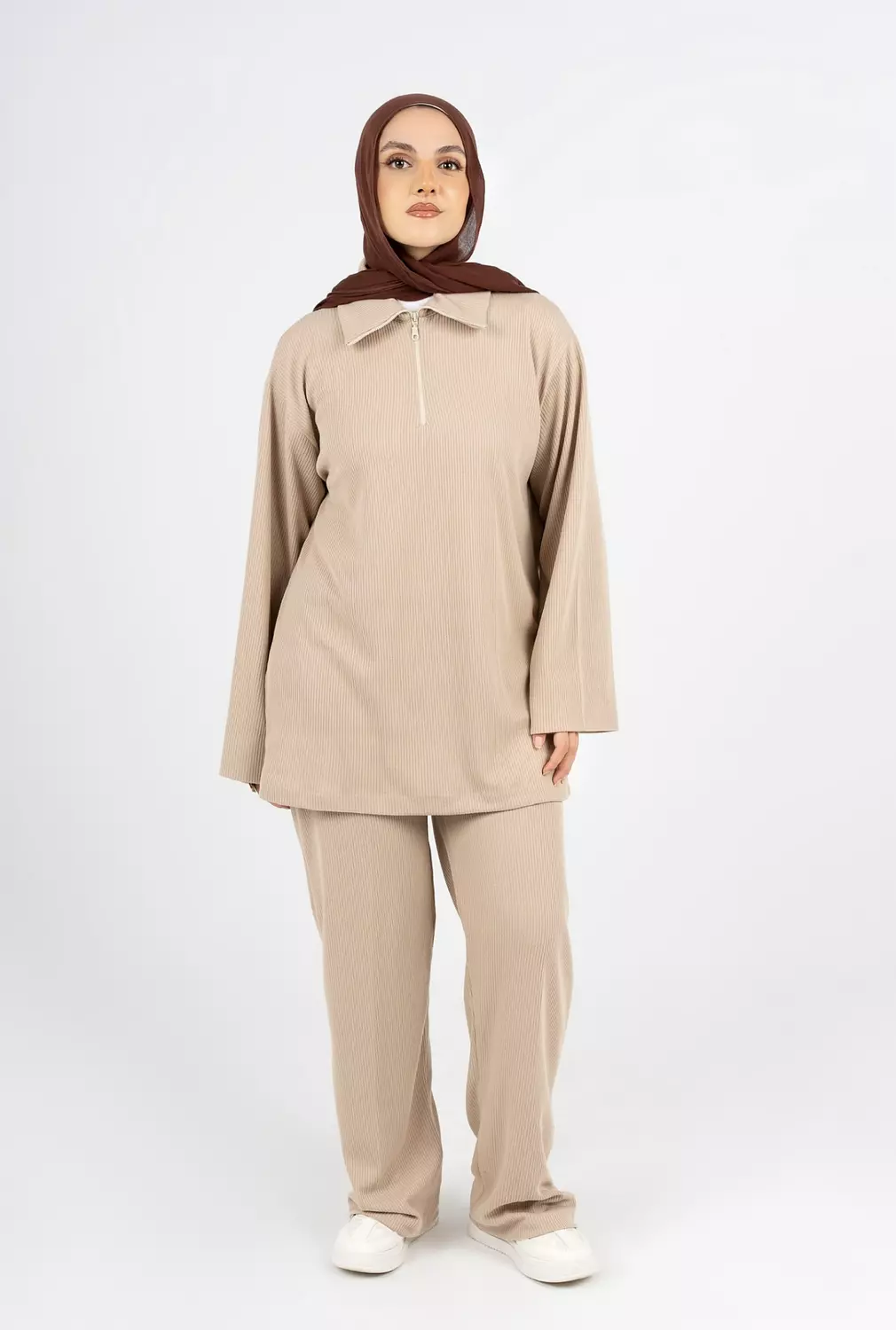 VEYA Set in Beige  hover image