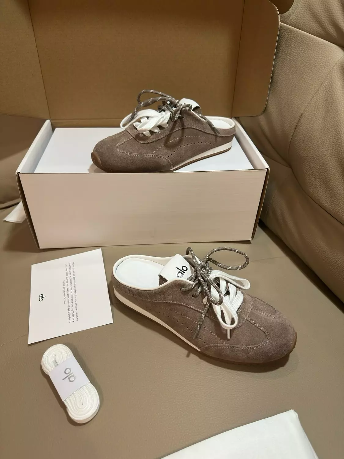 Alo shoes brown 4