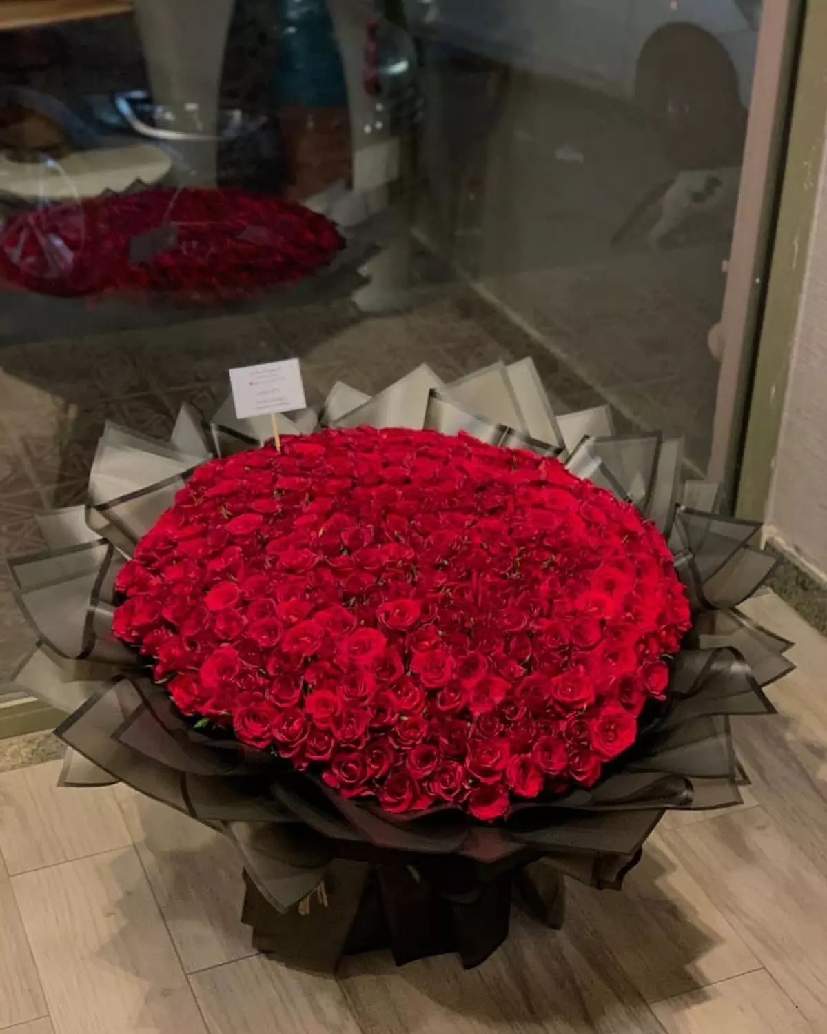 100 OF RED FLOWER 2