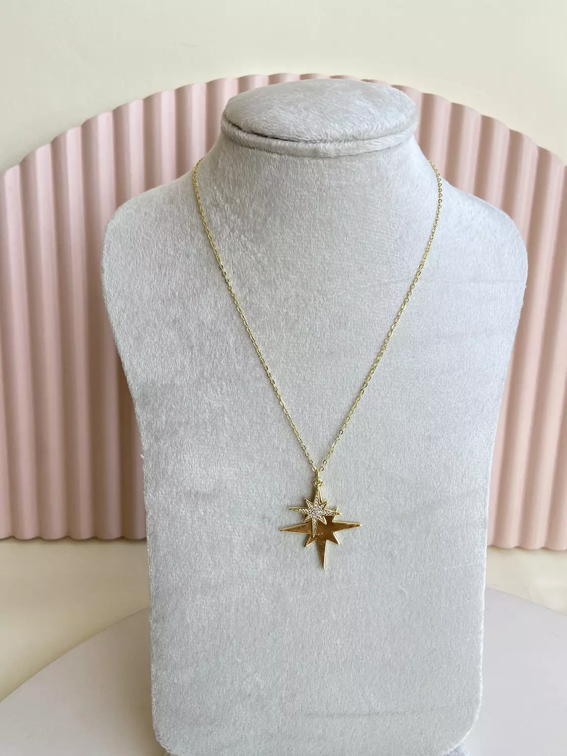 Double shooting Necklace  image