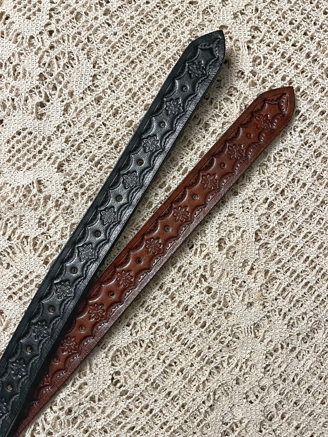 Tooled leather belt - Star flower 5