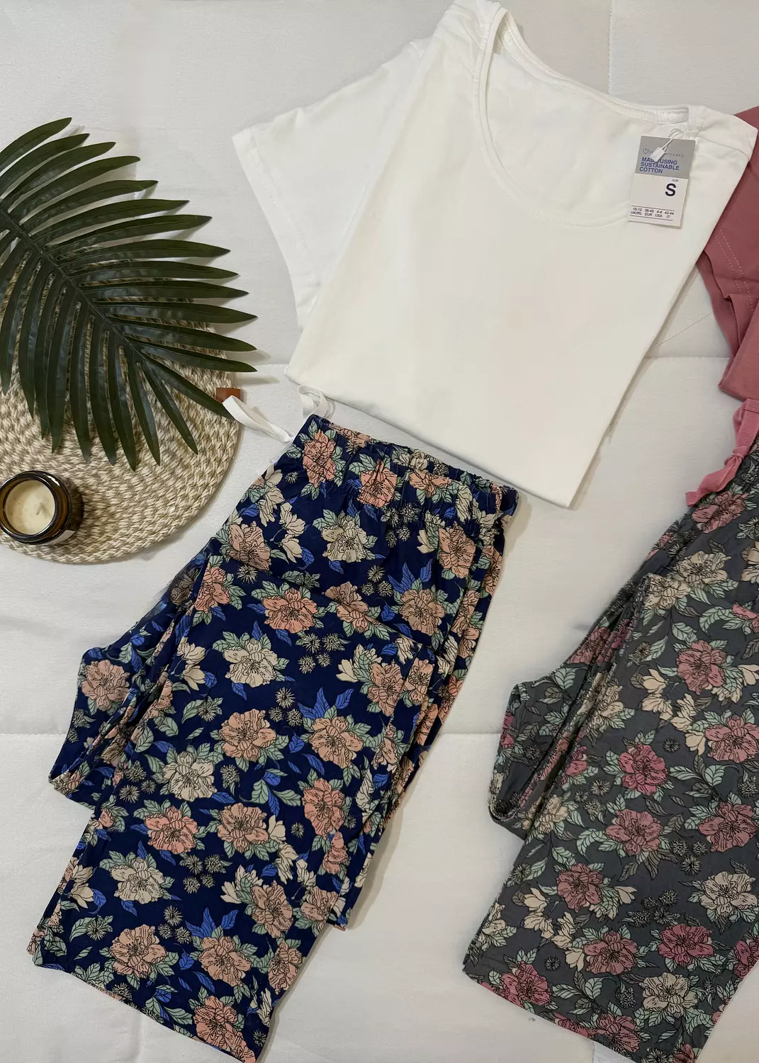 Floral pjamas primark image