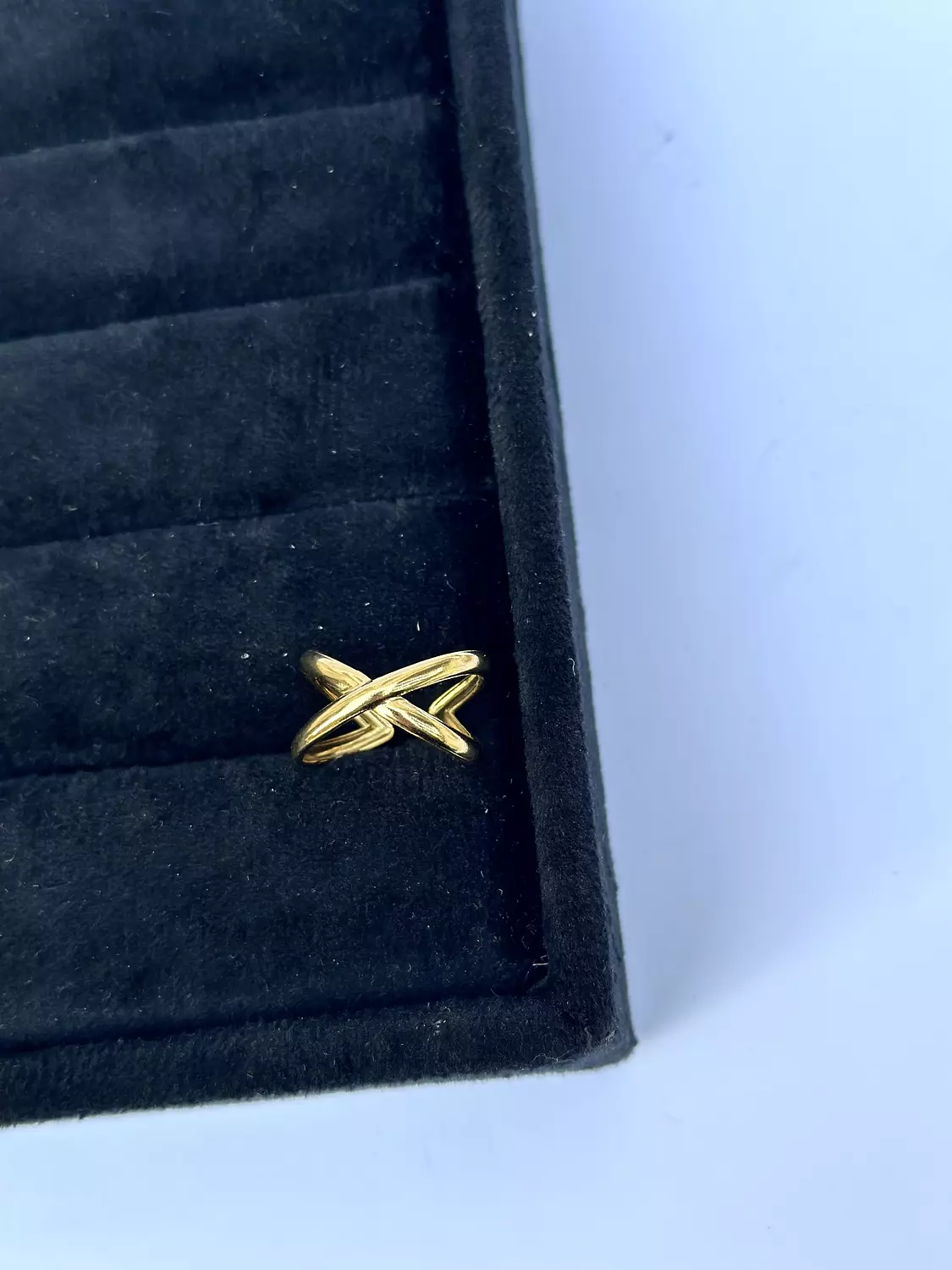 Cross Gold Ring image