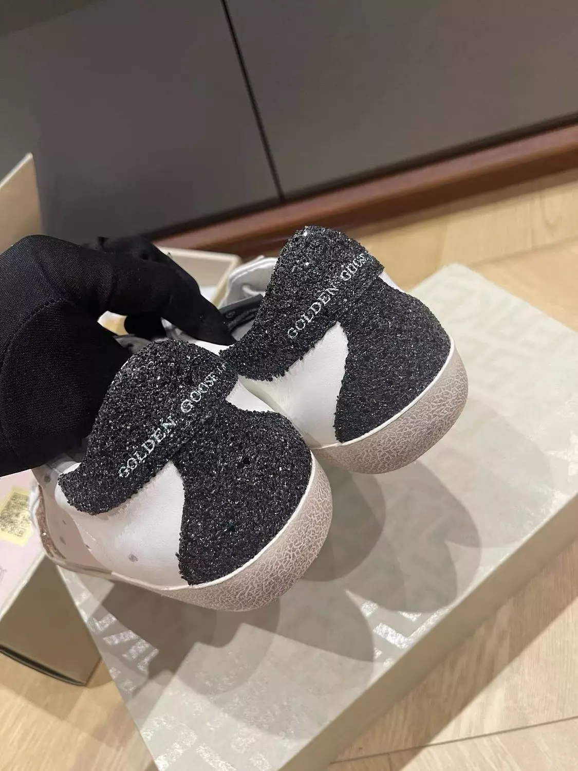 Golden Goose Deluxe Brand 2