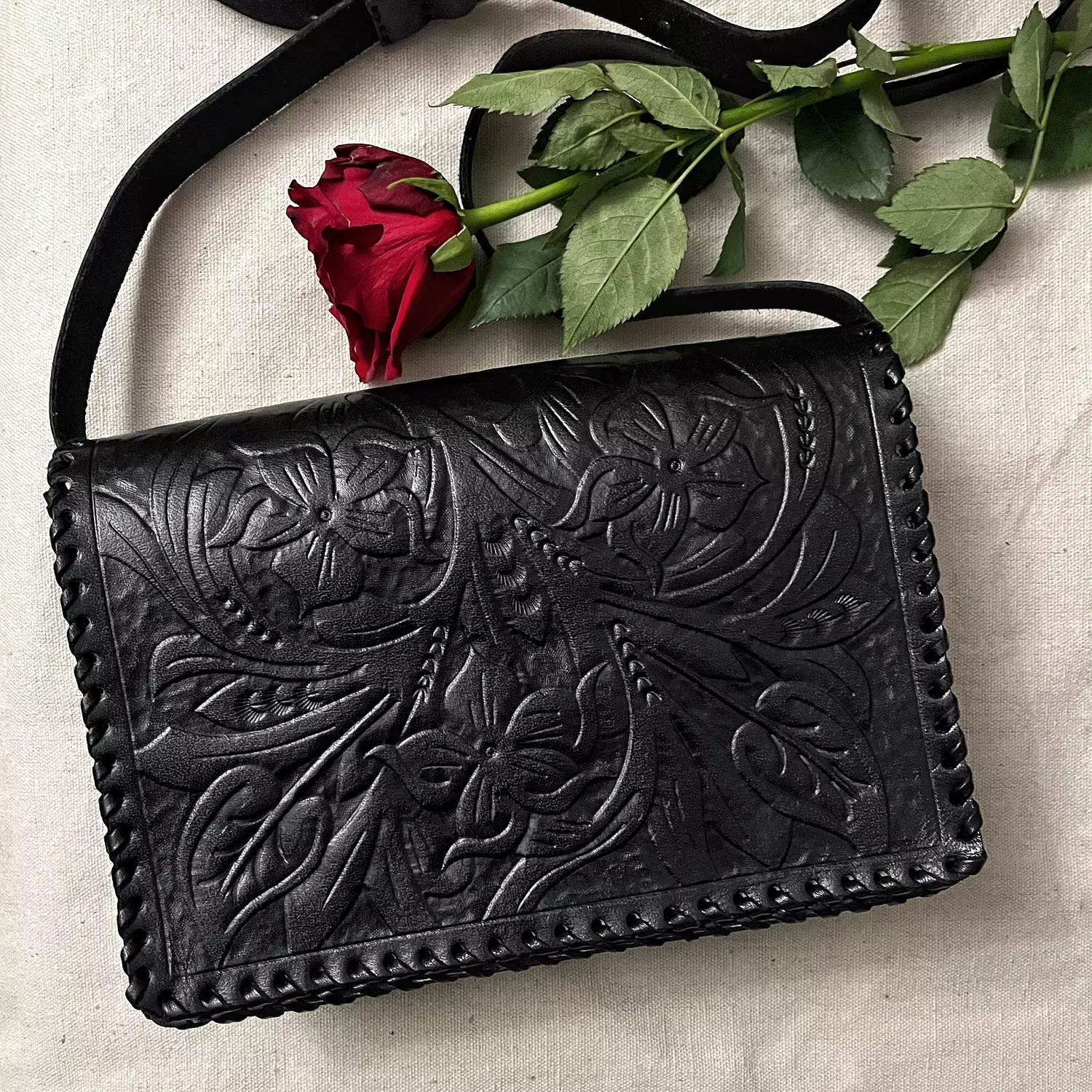 Tooled floral rectangular flap leather bag 17