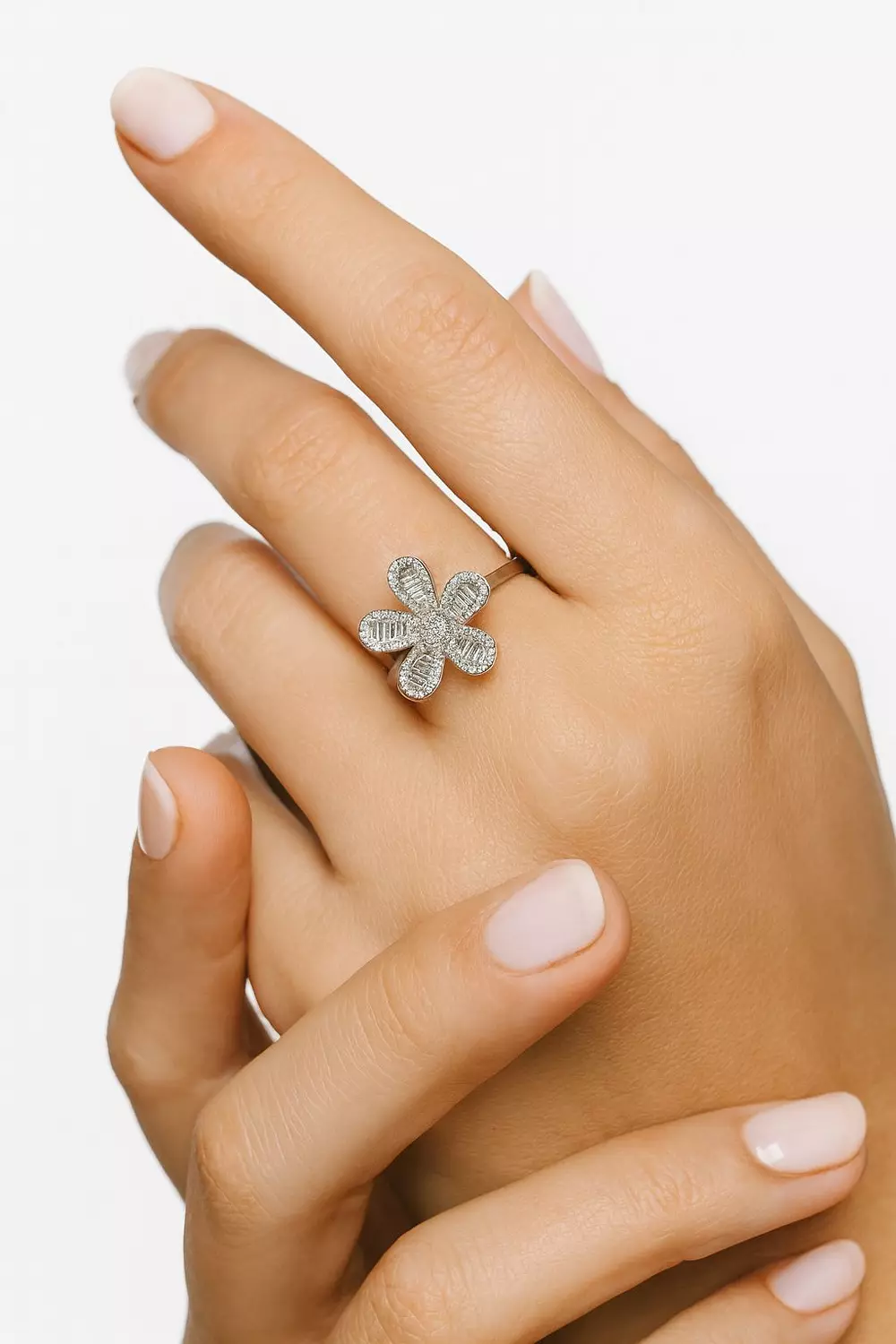 Silver Ring Flower Bagget 1