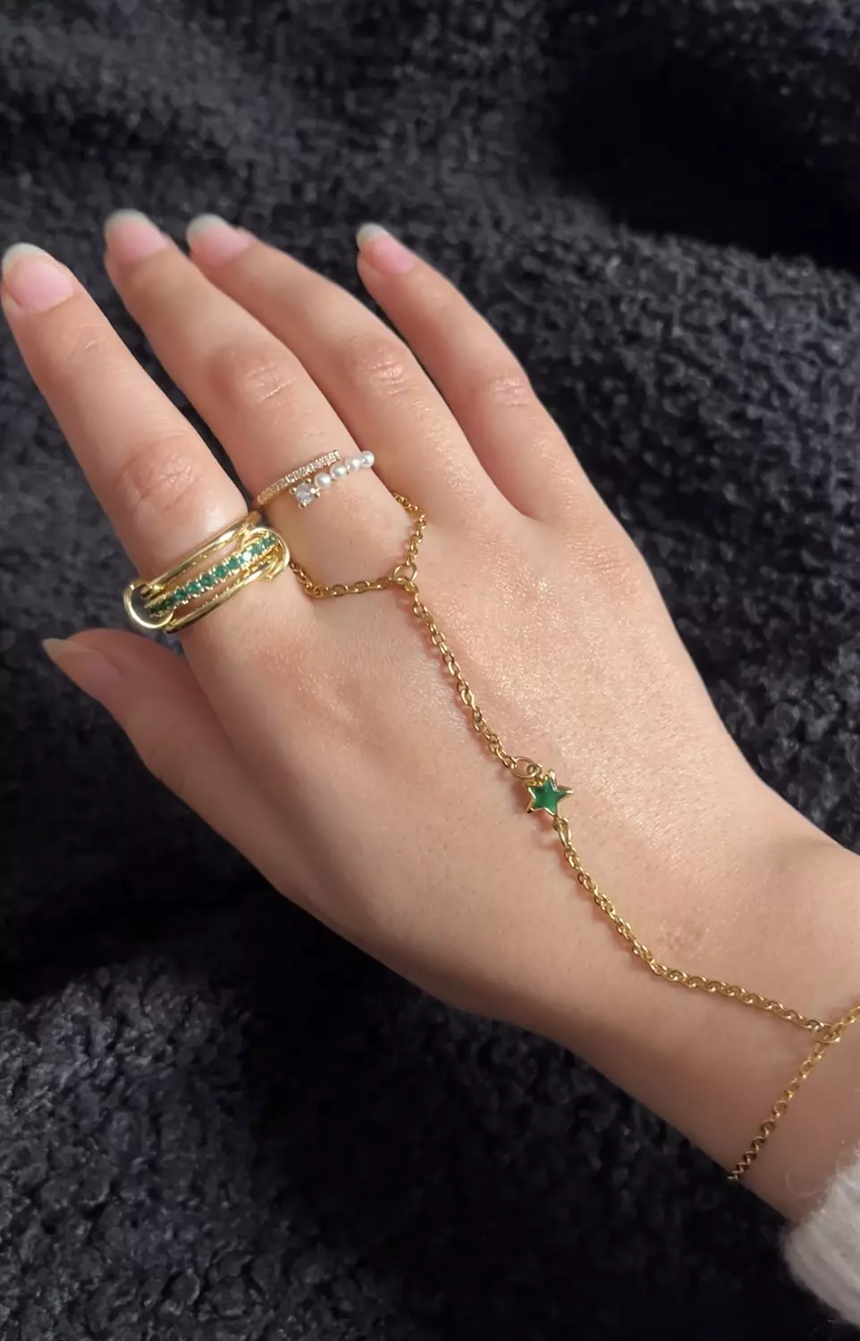 Green Star Hand Chain  image