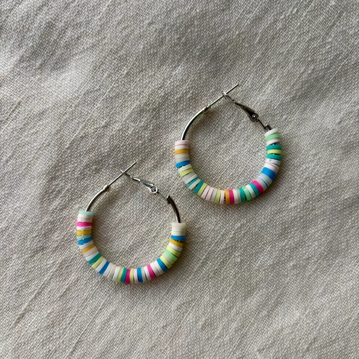 Colourful Hoop Earrings-01 1