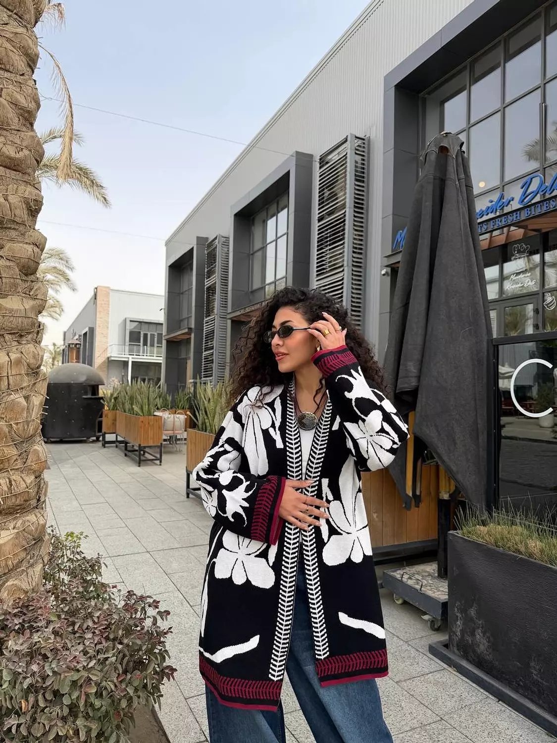 Blacknwhite knit cardigan  1