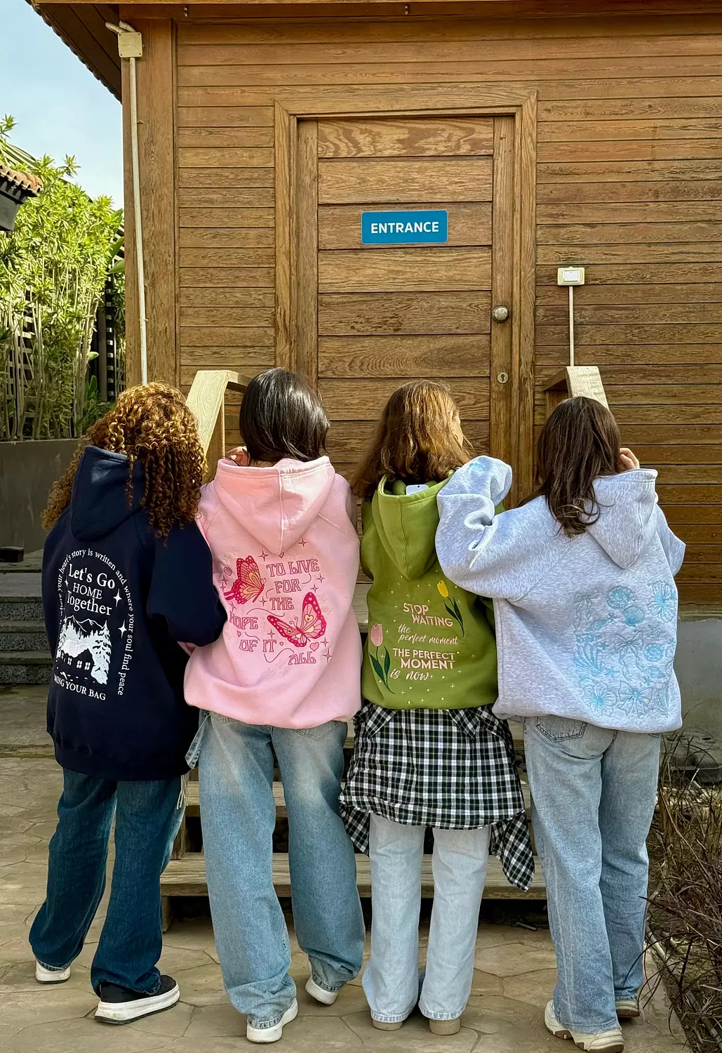 Dreamy Hoodie -Tee Sleeve  hover image