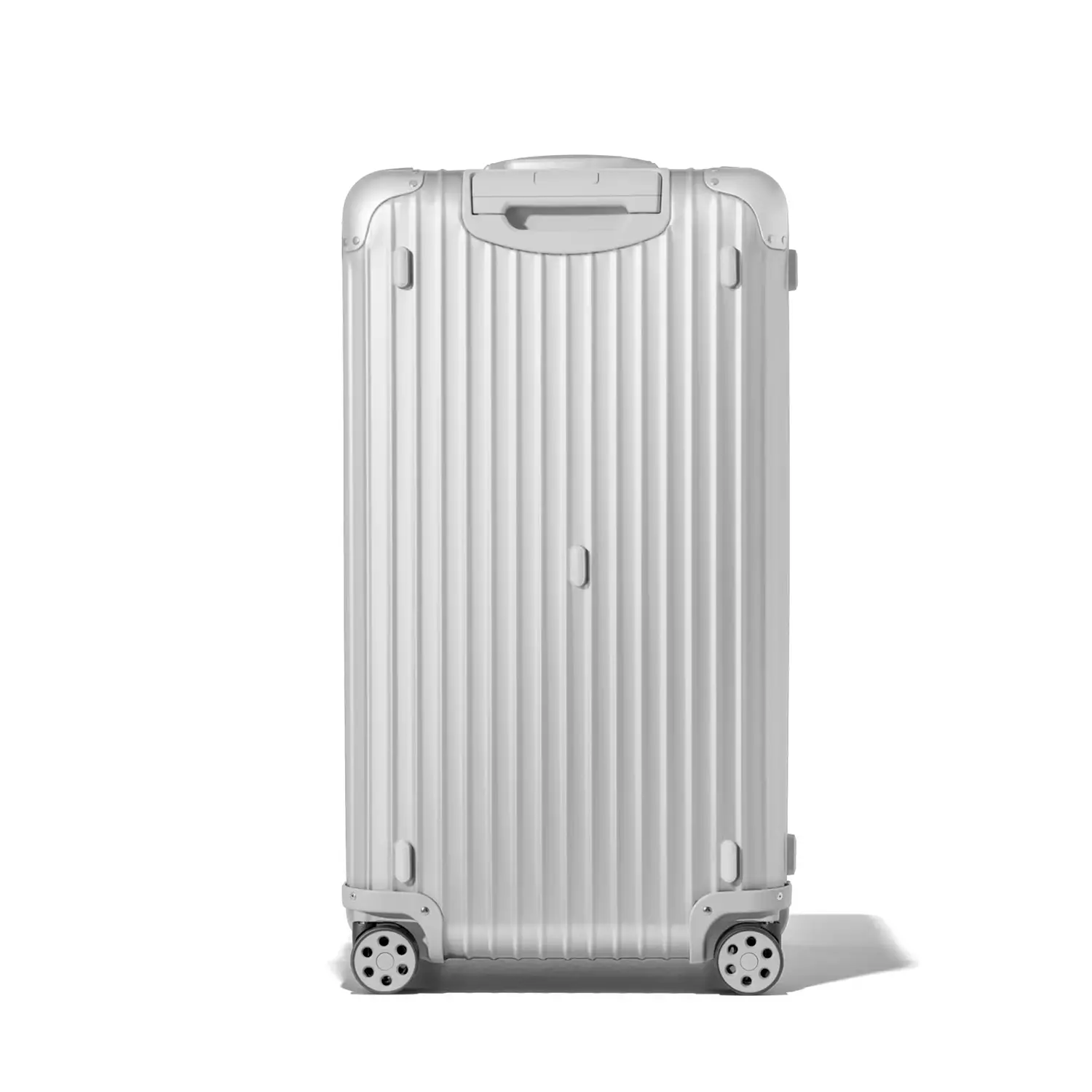 Rimowa Essential Trunk Plus suitcase in Silver hover image