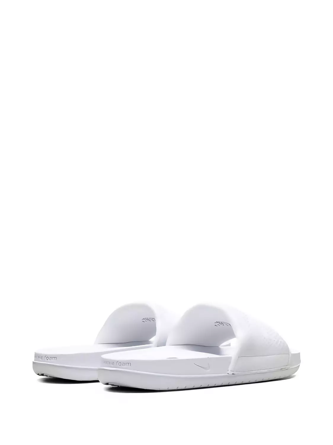 Nike Kobe Offcourt "Triple White 3