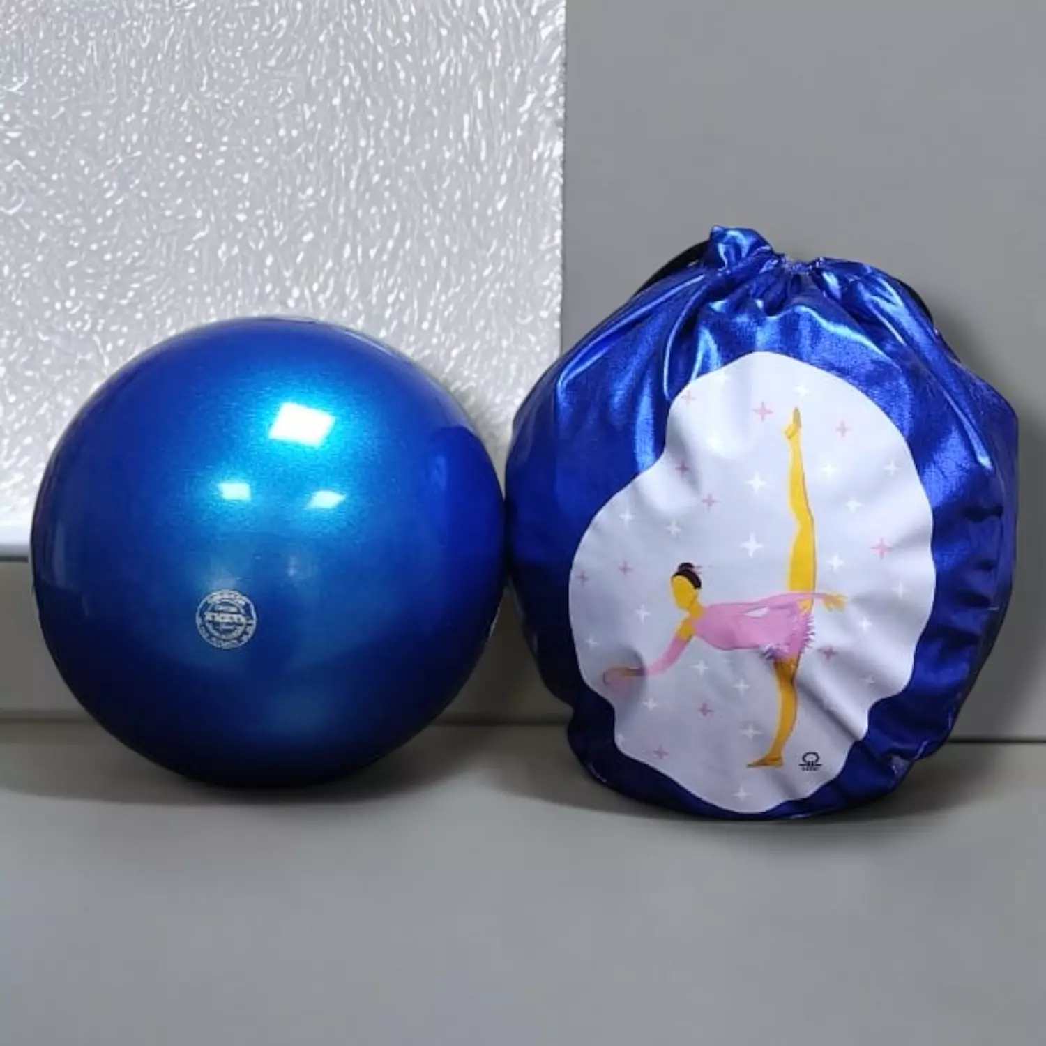 CLEO - Ball Cover 2