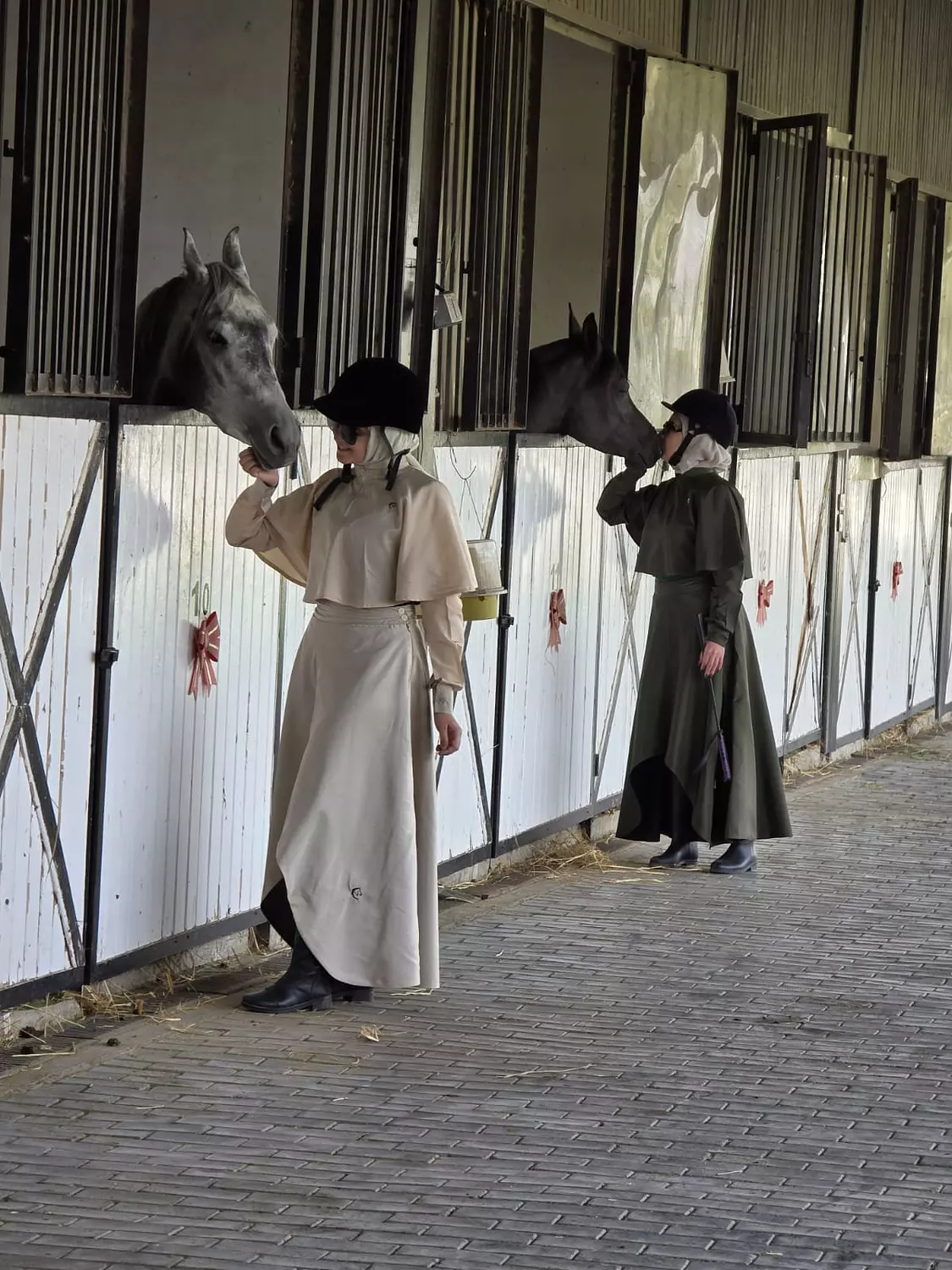 4-in-2 Modest Equestrian Set 14