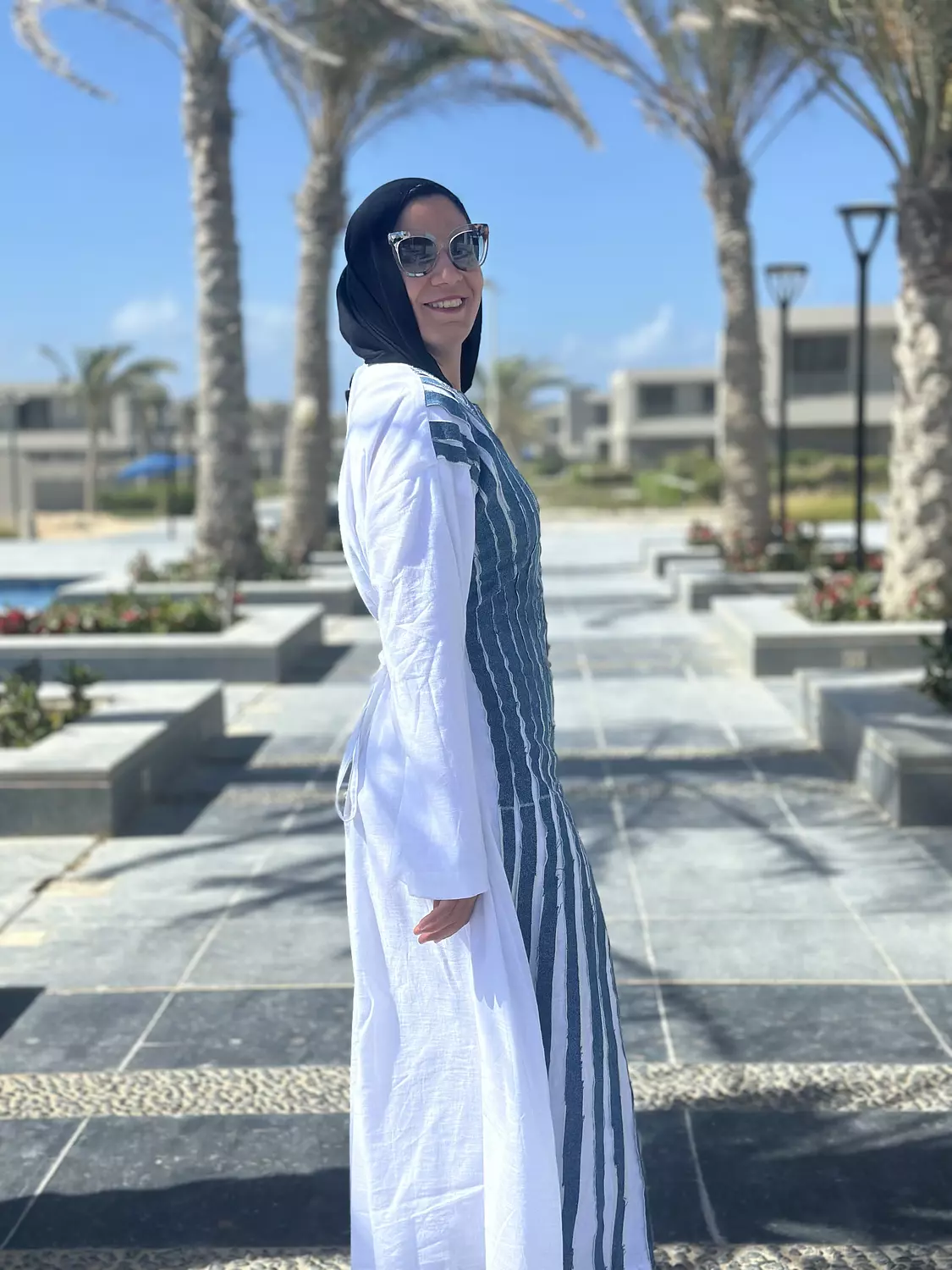 E Dress 2