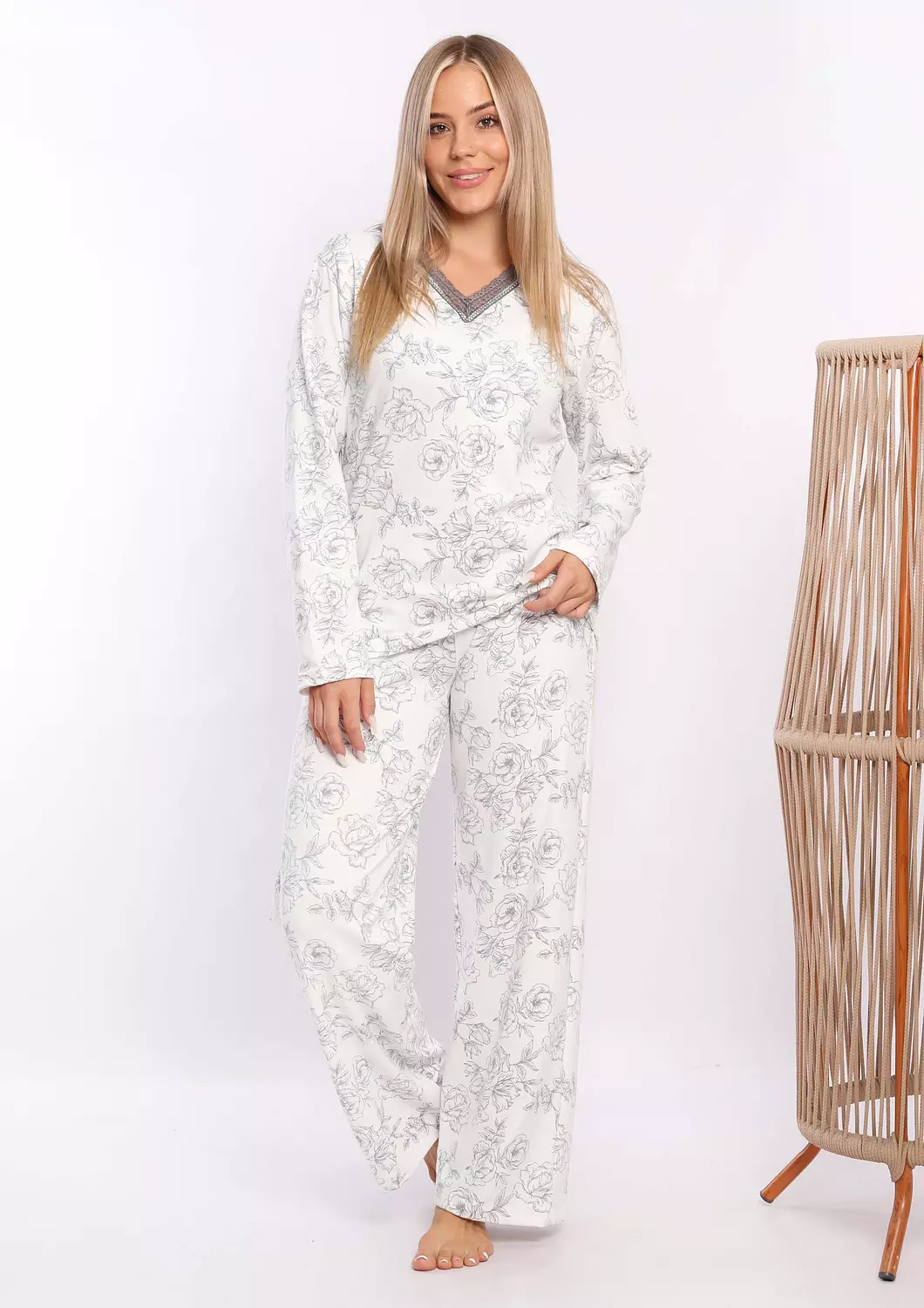 C315 WHITE ROSES LONG SLEEVES LACE TOP PAJAMA SET  image