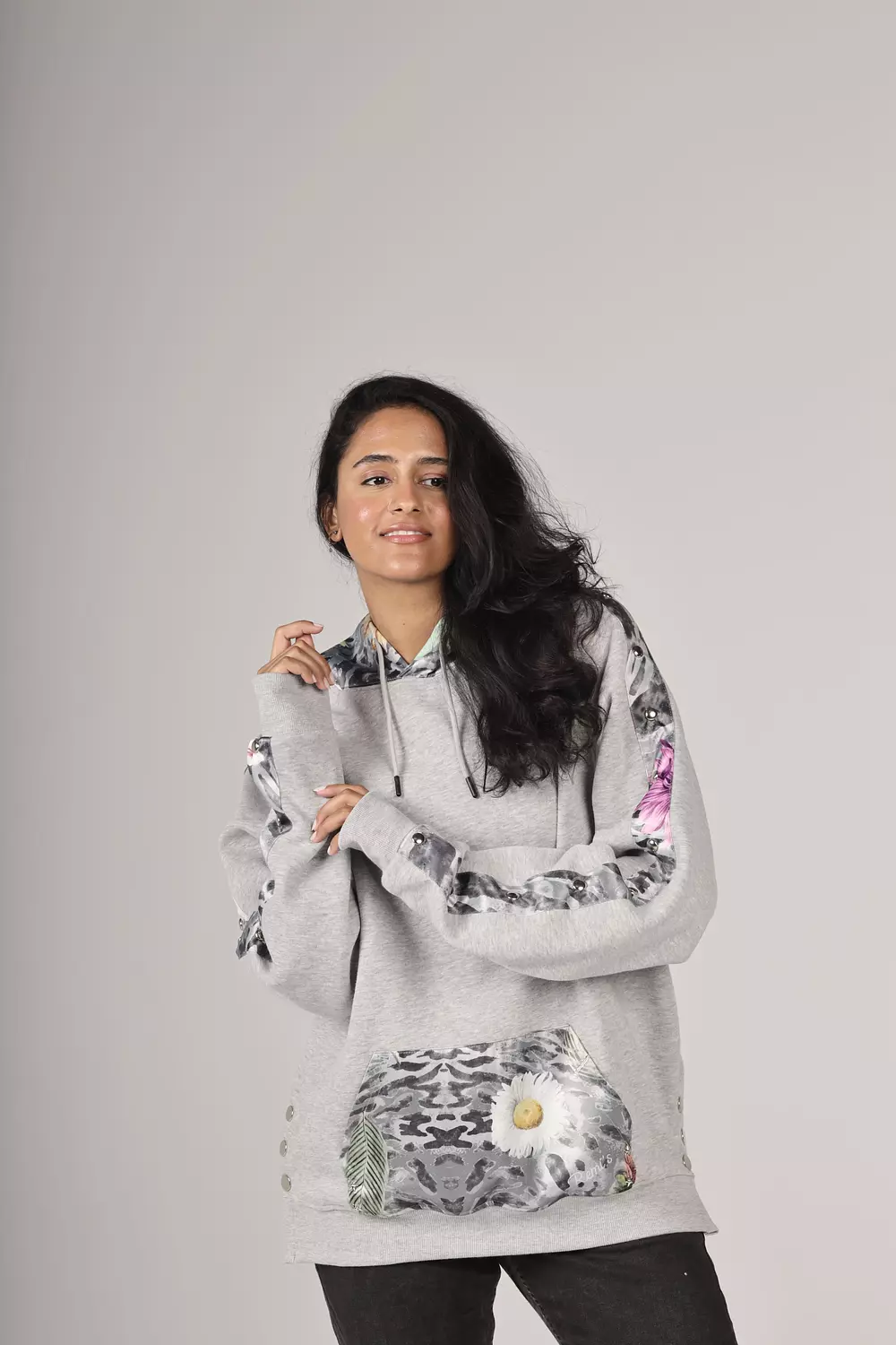 WILD 'IN GREY" HOODIE 7