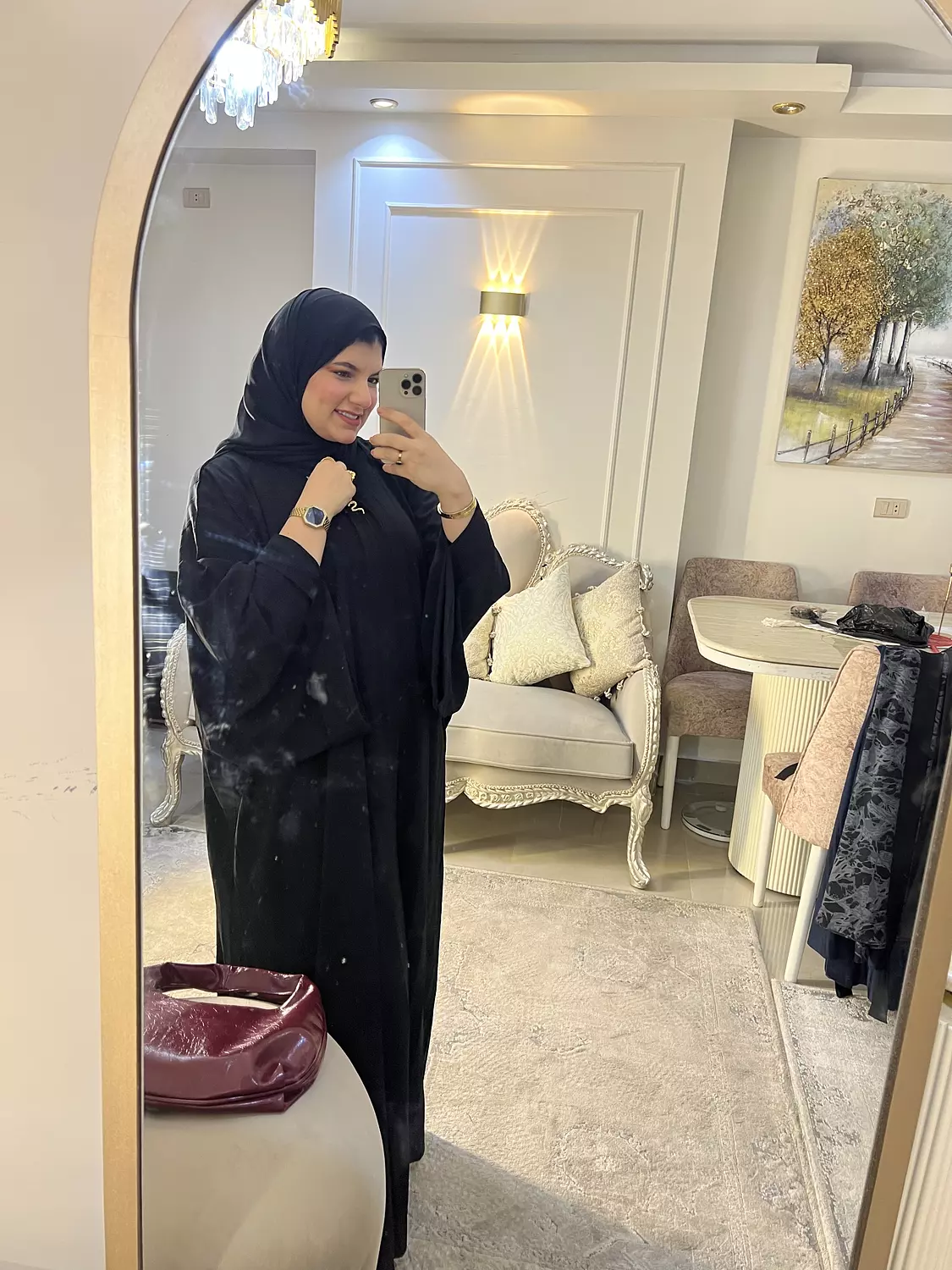 Abaya emarty image