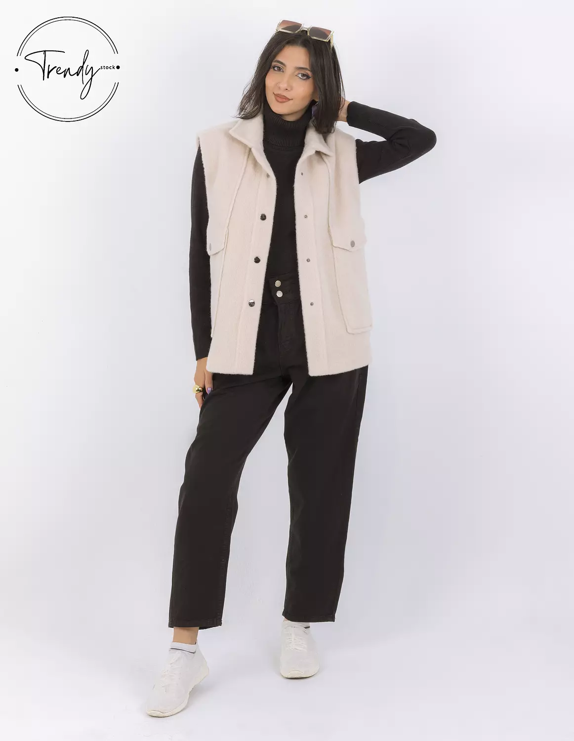 Half Turtleneck Vest image