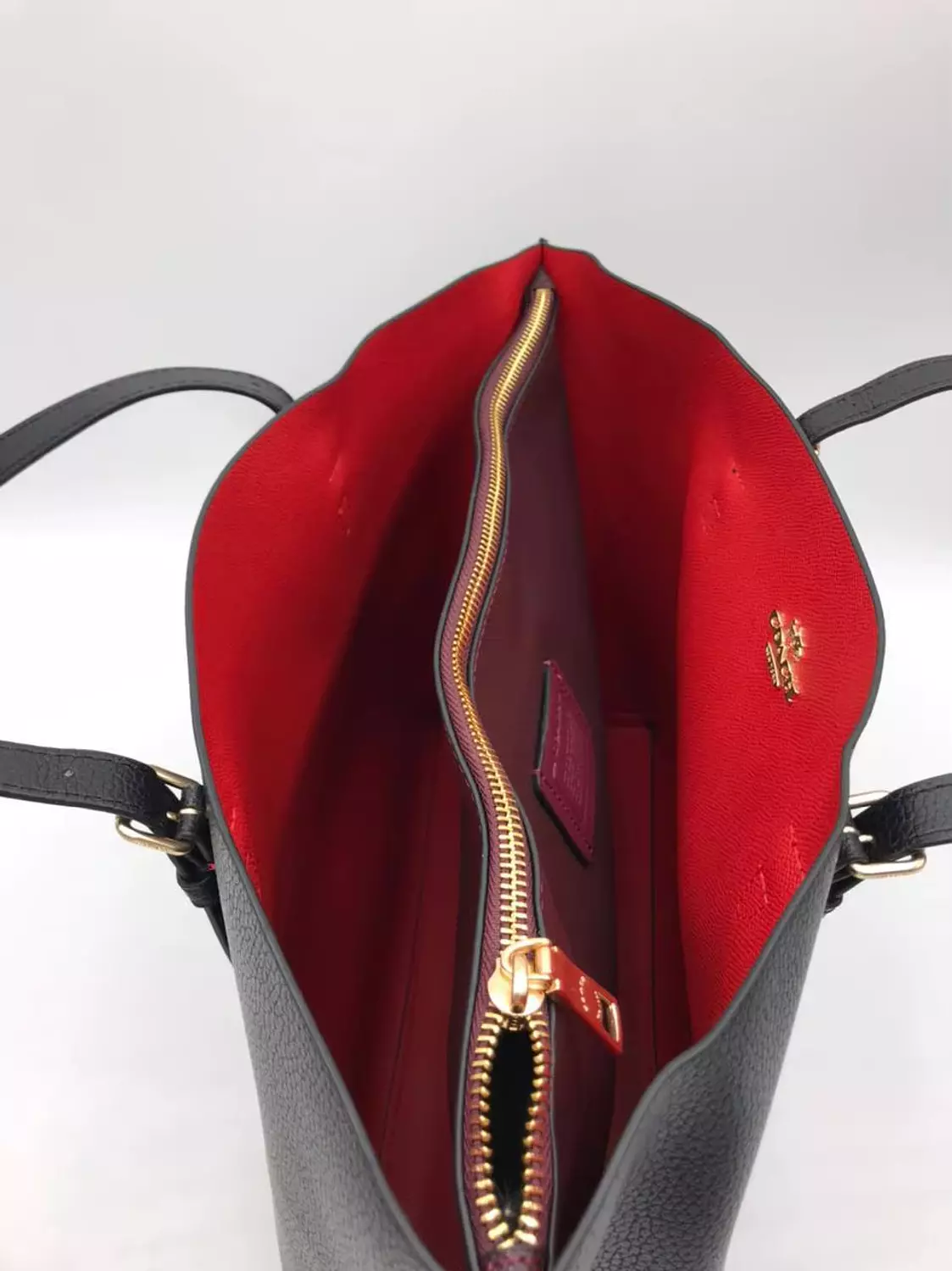 MOLLIE TOTE IN/BLACK TRUE RED COACH 7