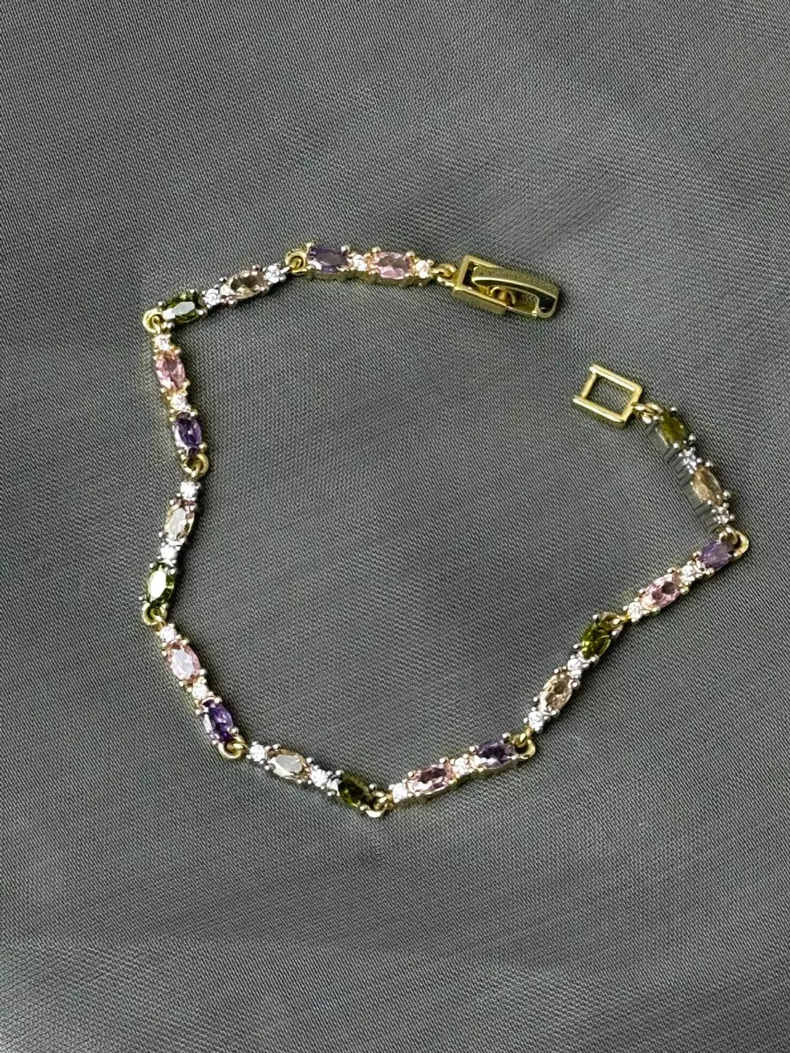 Cristal Bracelet 1 hover image