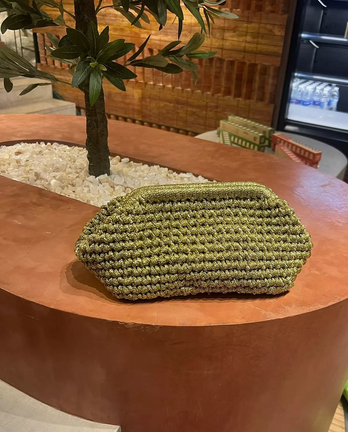 Lama’a clutch image