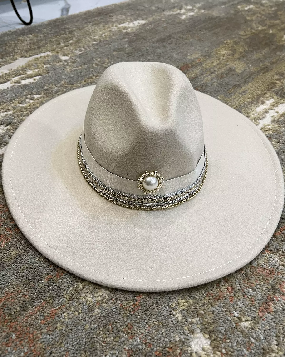 Pearly Hat 2