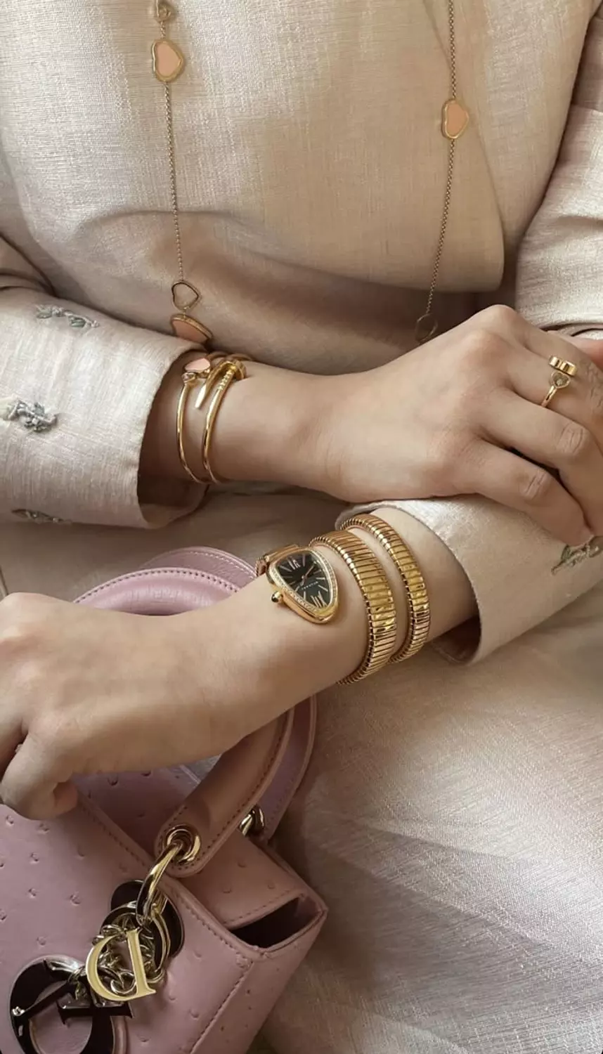 Bvlgari watch hover image
