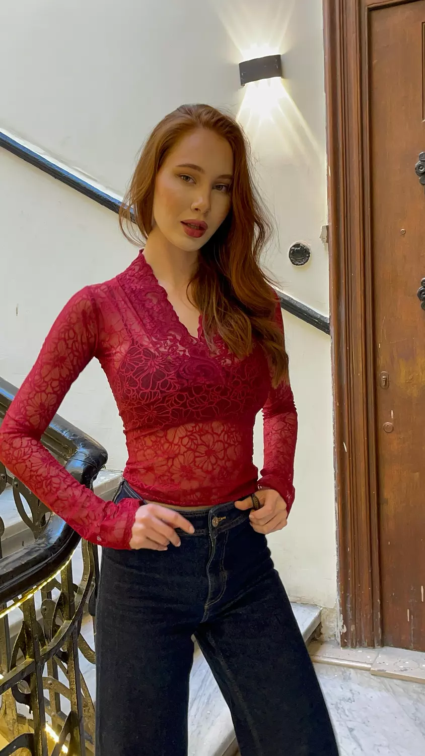 luna v-neck lace top (pre order) 7