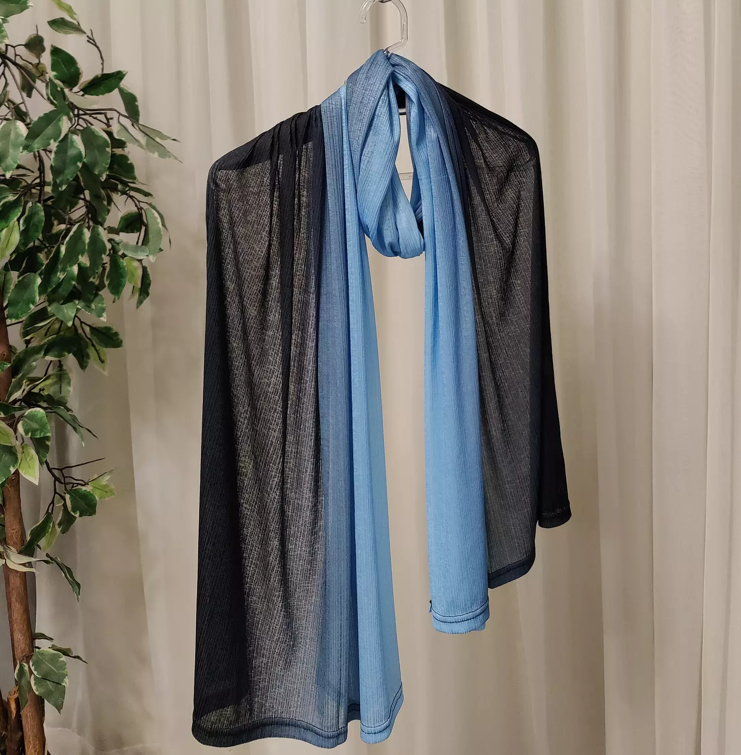 Scarf-Easy-Baby Blue/Black