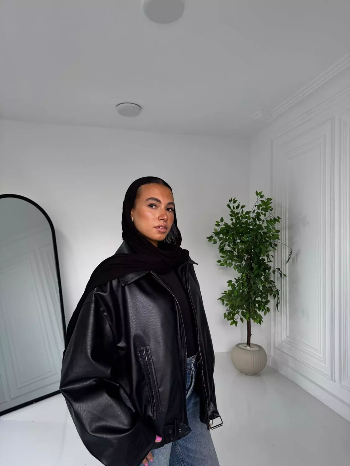 Cool Fit Leather hover image