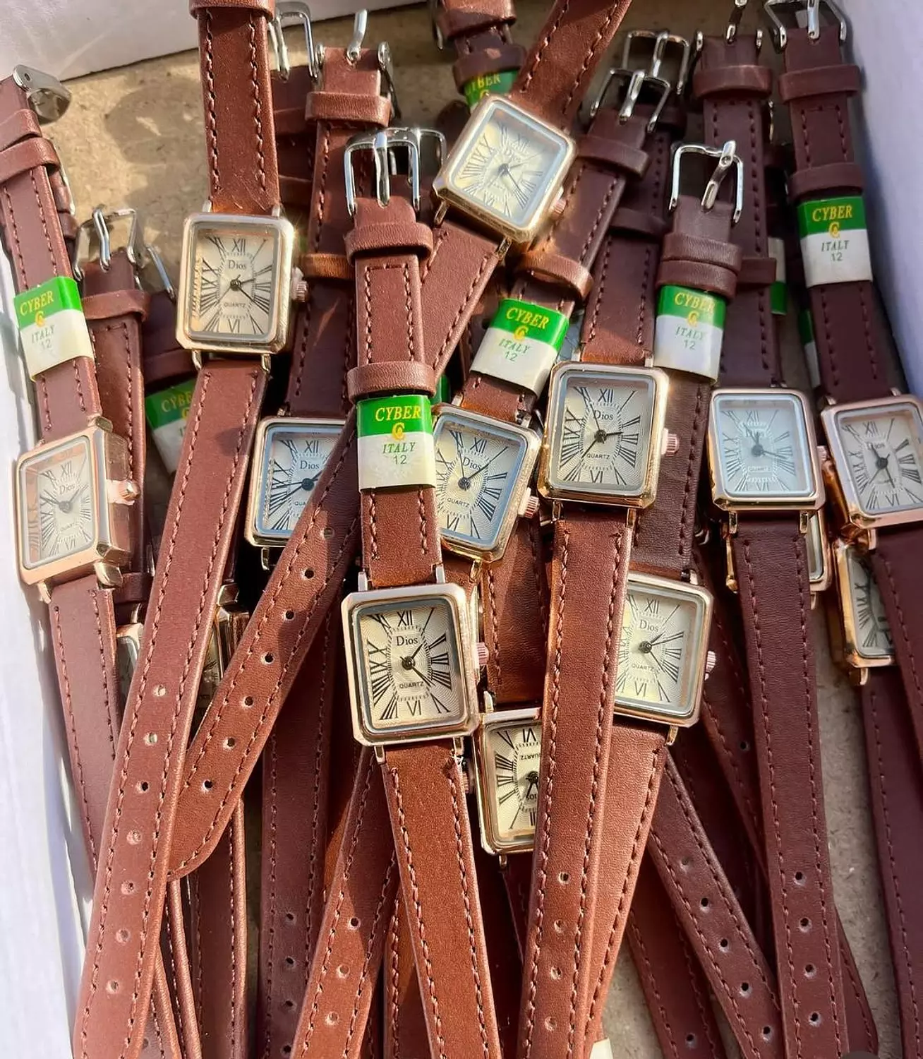 <p style="text-align: center"><span style="color: rgb(30, 41, 59)"><strong>Leathers</strong></span></p>