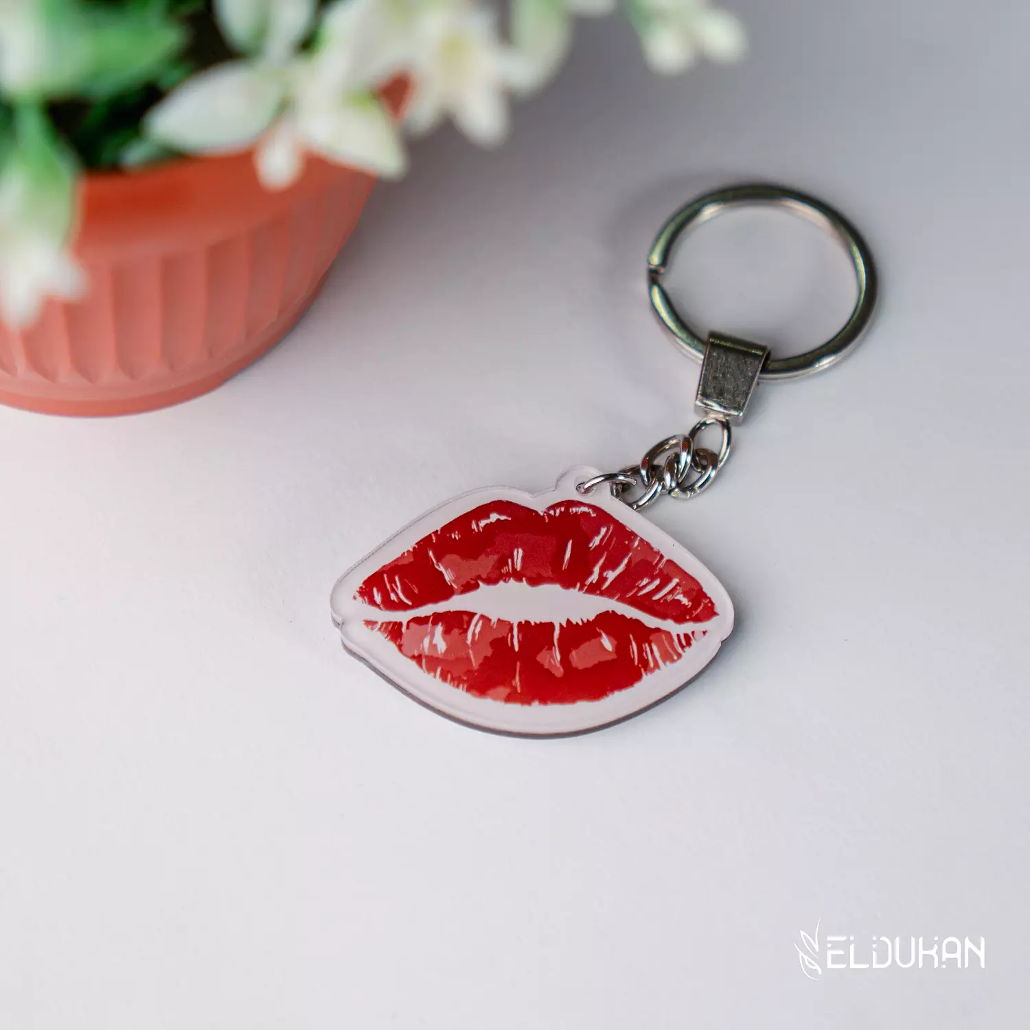 Kisses acrylic keychain image