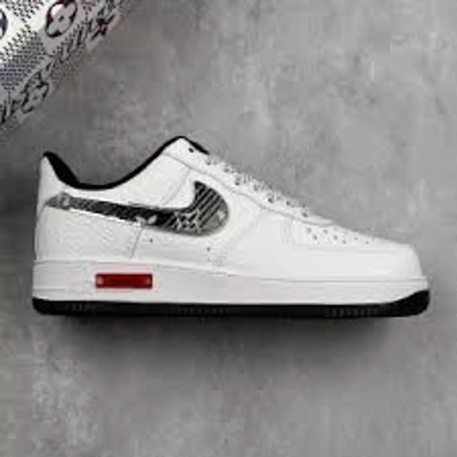 Nike Air Force 1 x Louis Vuitton image