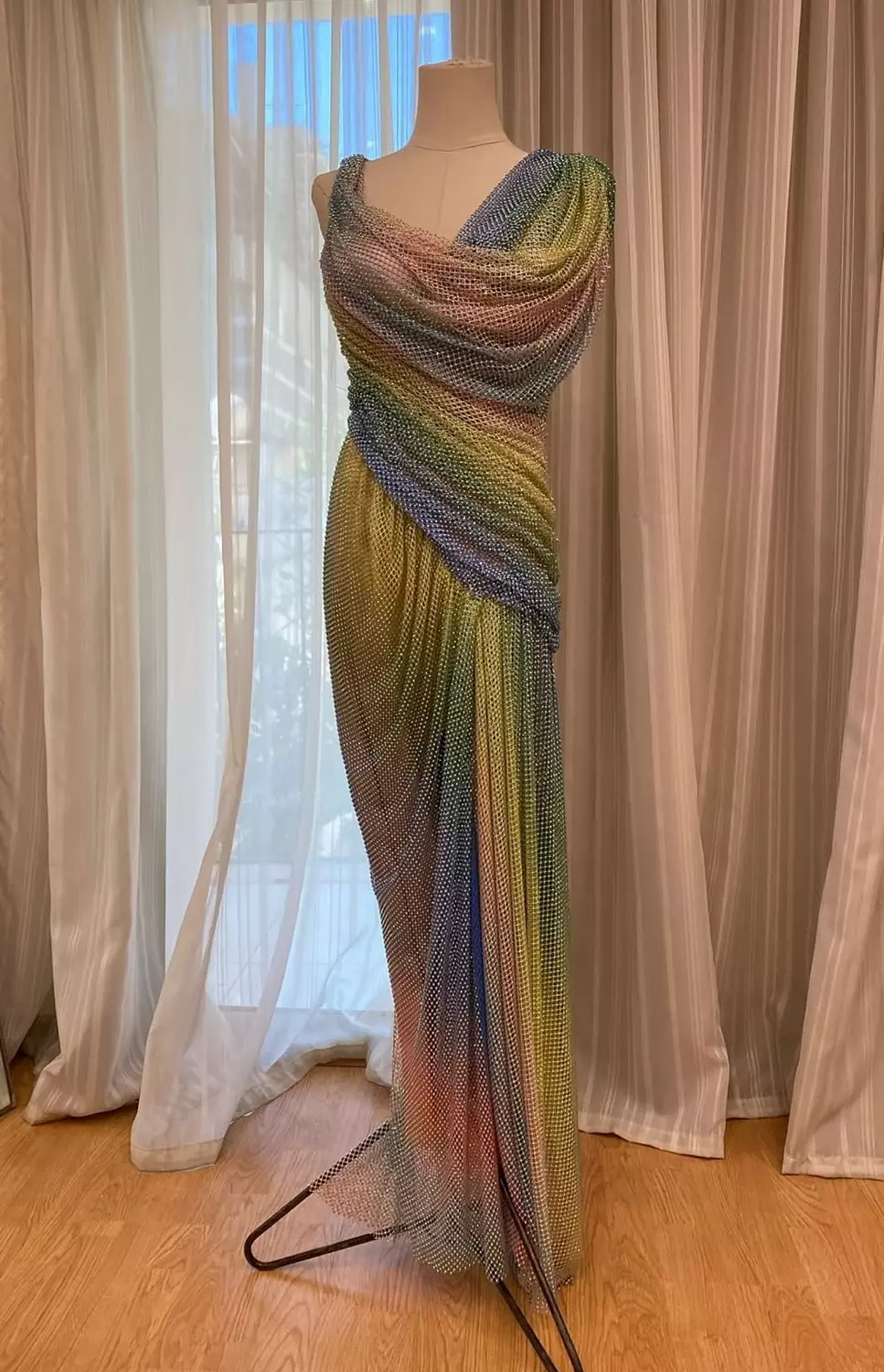 Net Coloful Asymmetric  image