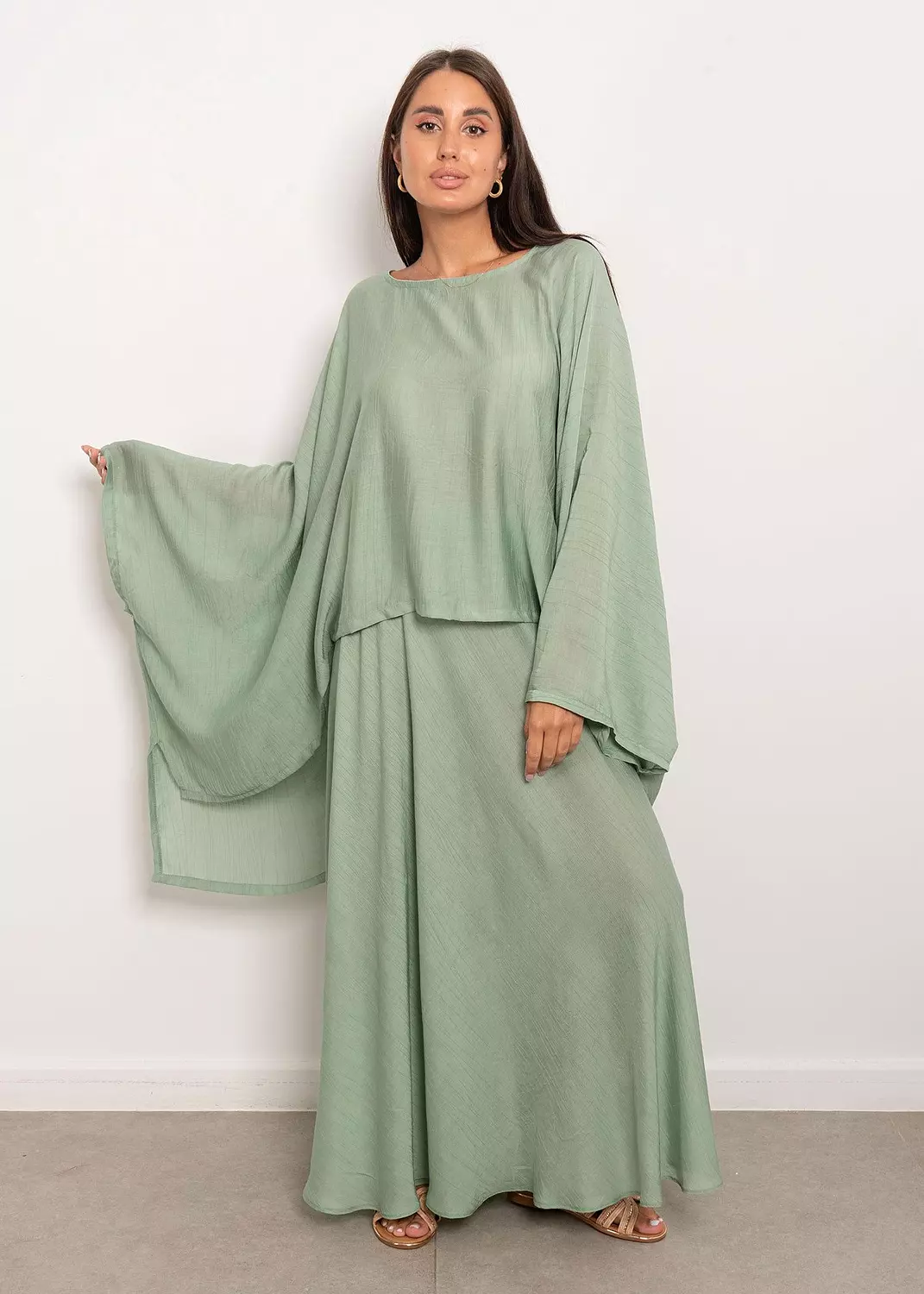 <h3 style="text-align: end"><strong>Skirts»</strong></h3>