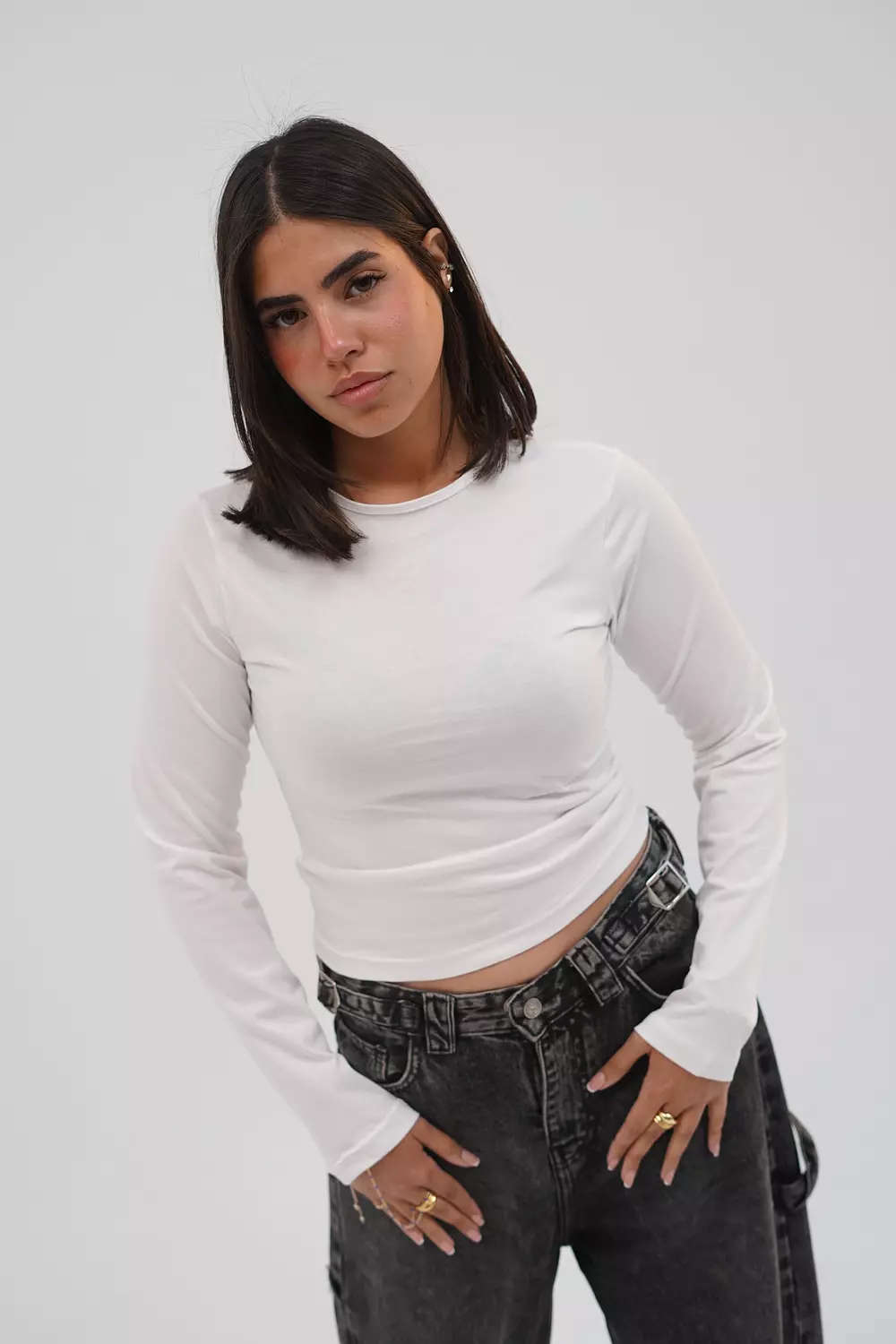 White top with long sleeve 3