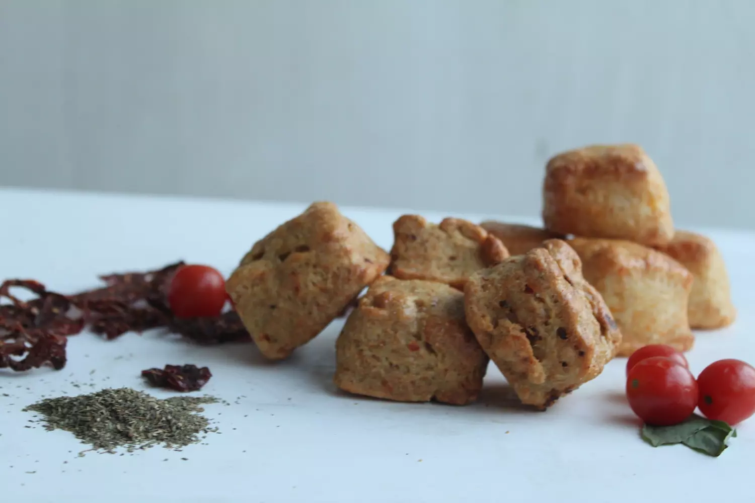 Sundried Tomato Cheese Scone 15