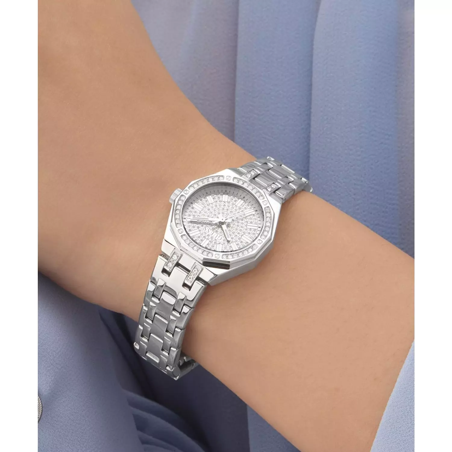 GUESS PIXIE Ladies Pixie Silver Tone Analog Watch Silver Tone Stainless Steel Polished Bracelet 7