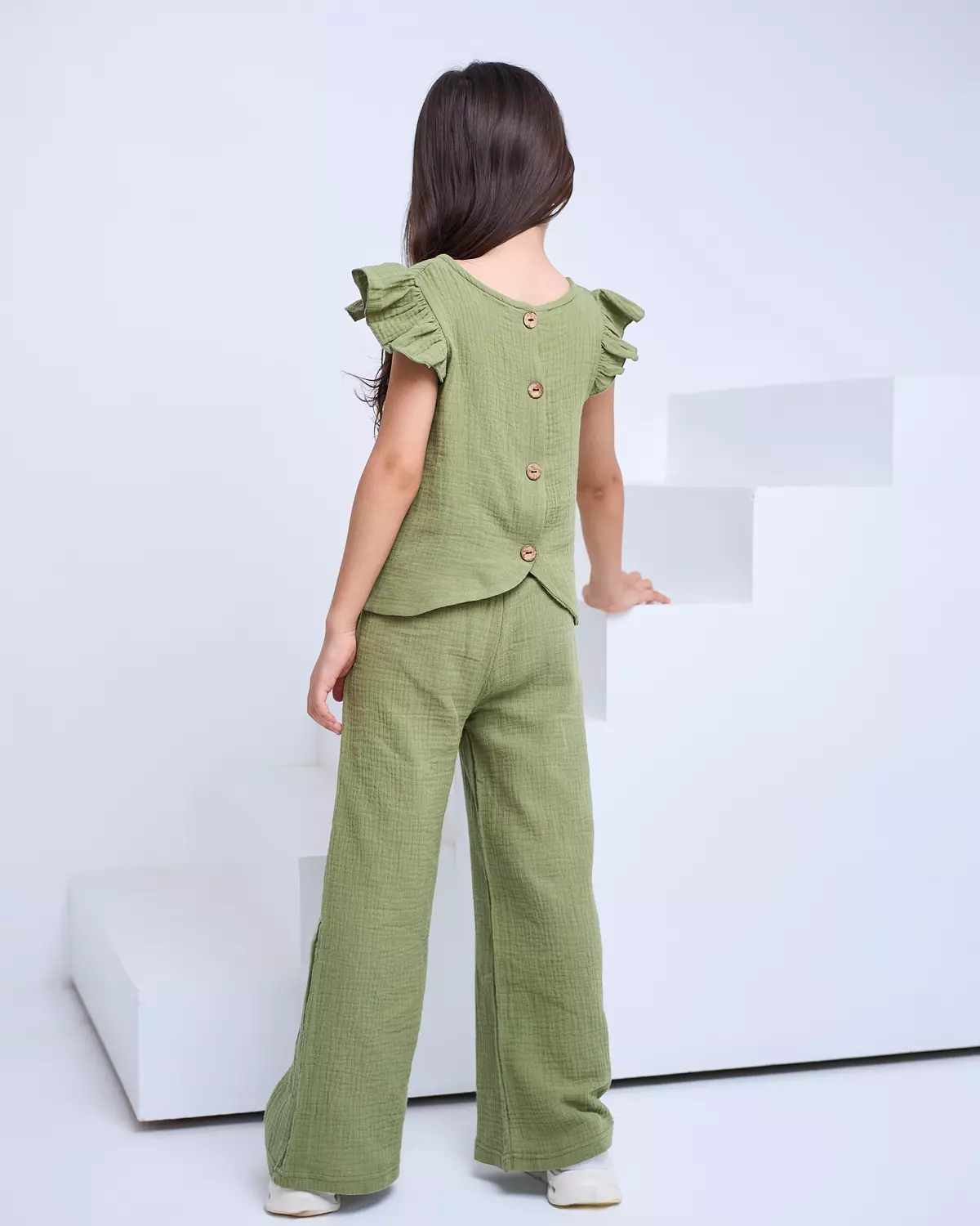 Miral olive hover image