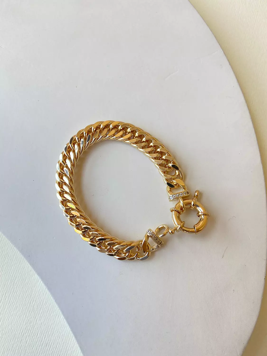 Chained necklace & bracelet 1