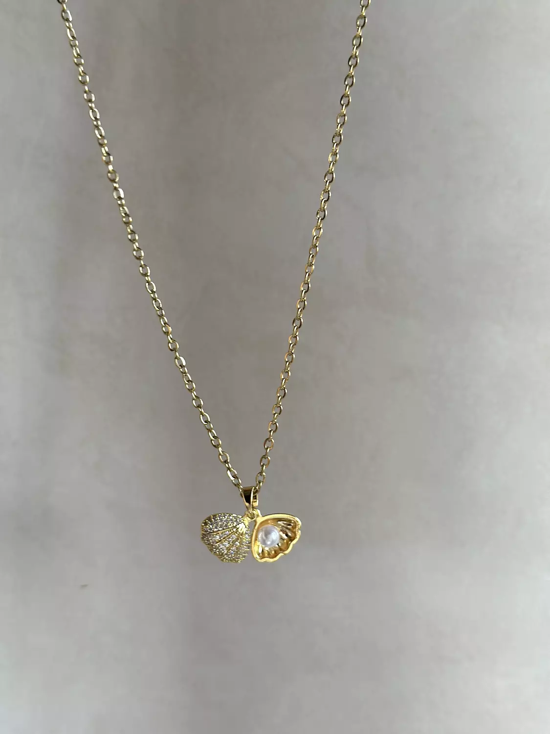 Seashell Beach Necklace  2