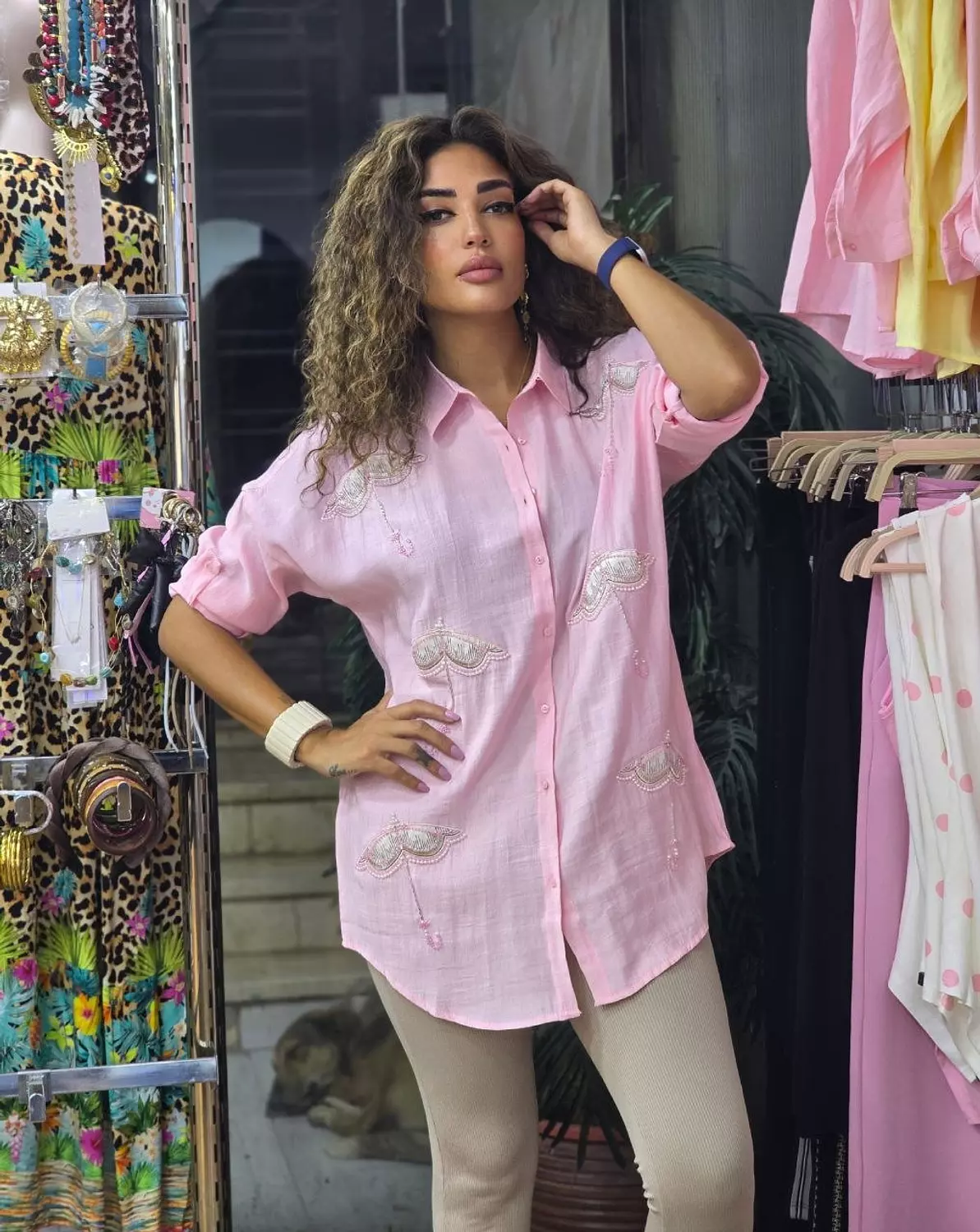 Pink umbrella embroidered linen shirt 🌂  image