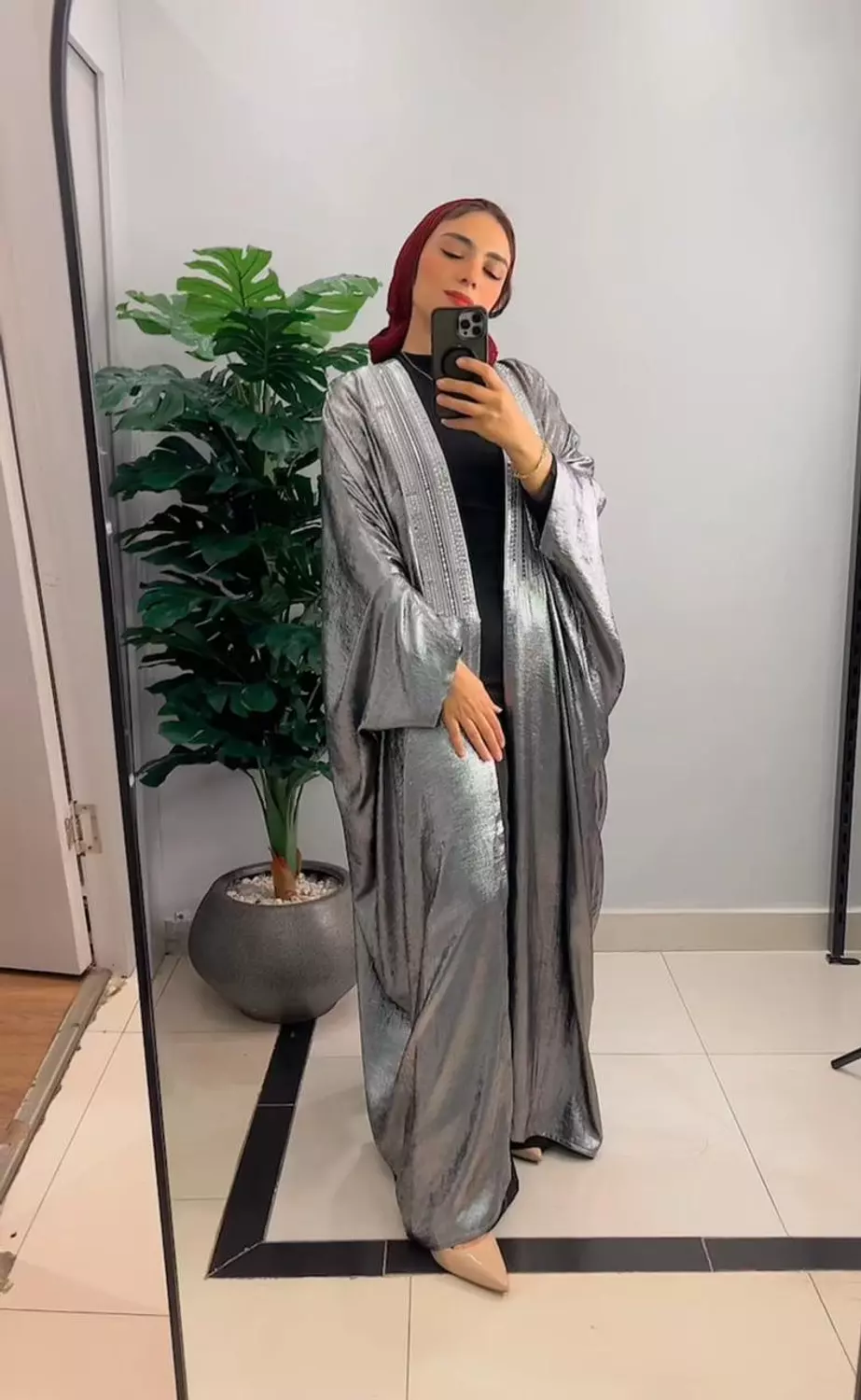 Over size shimmer satan kaftan  2