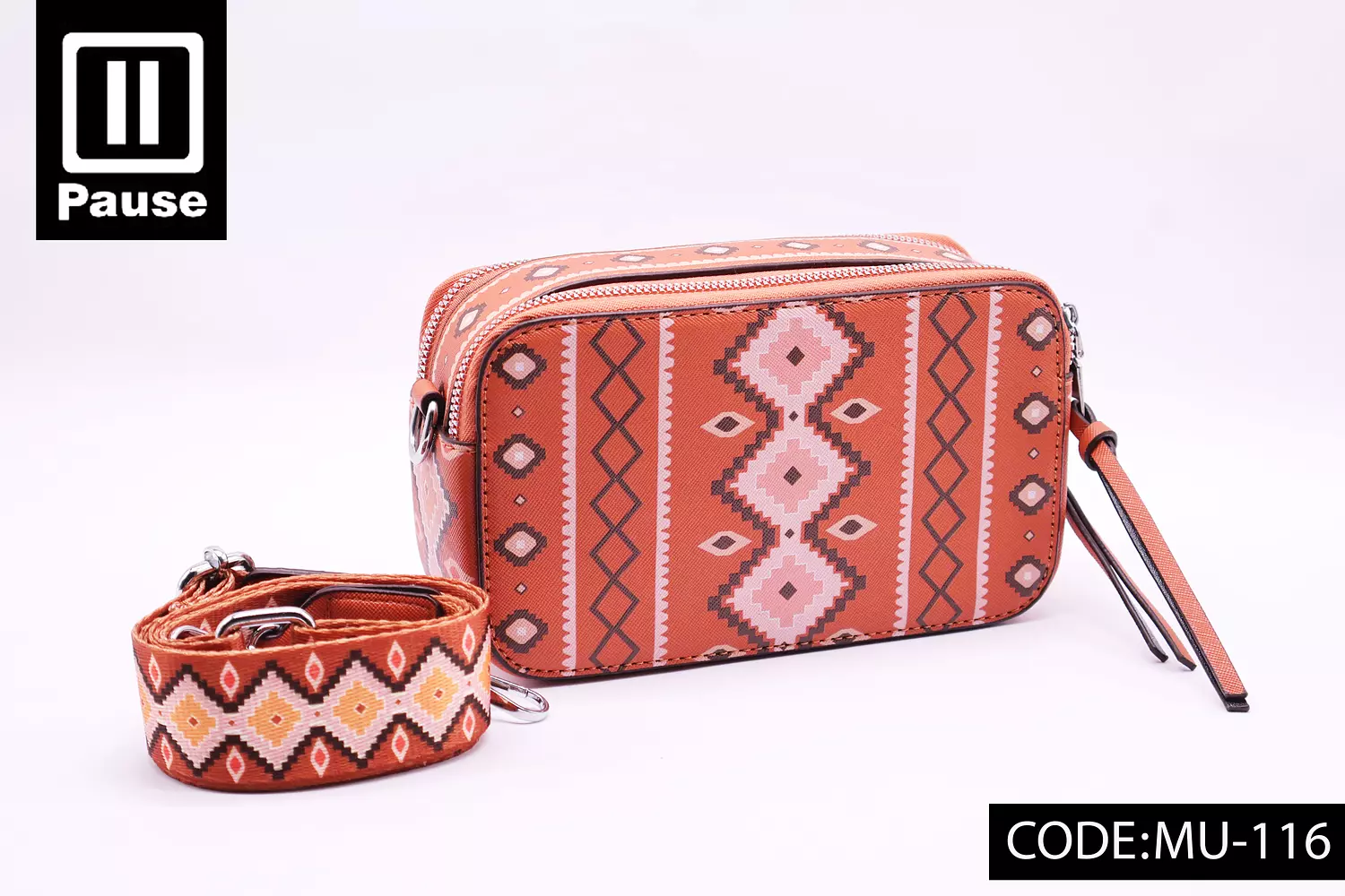 MU-116  CROSSBODY  BAG hover image