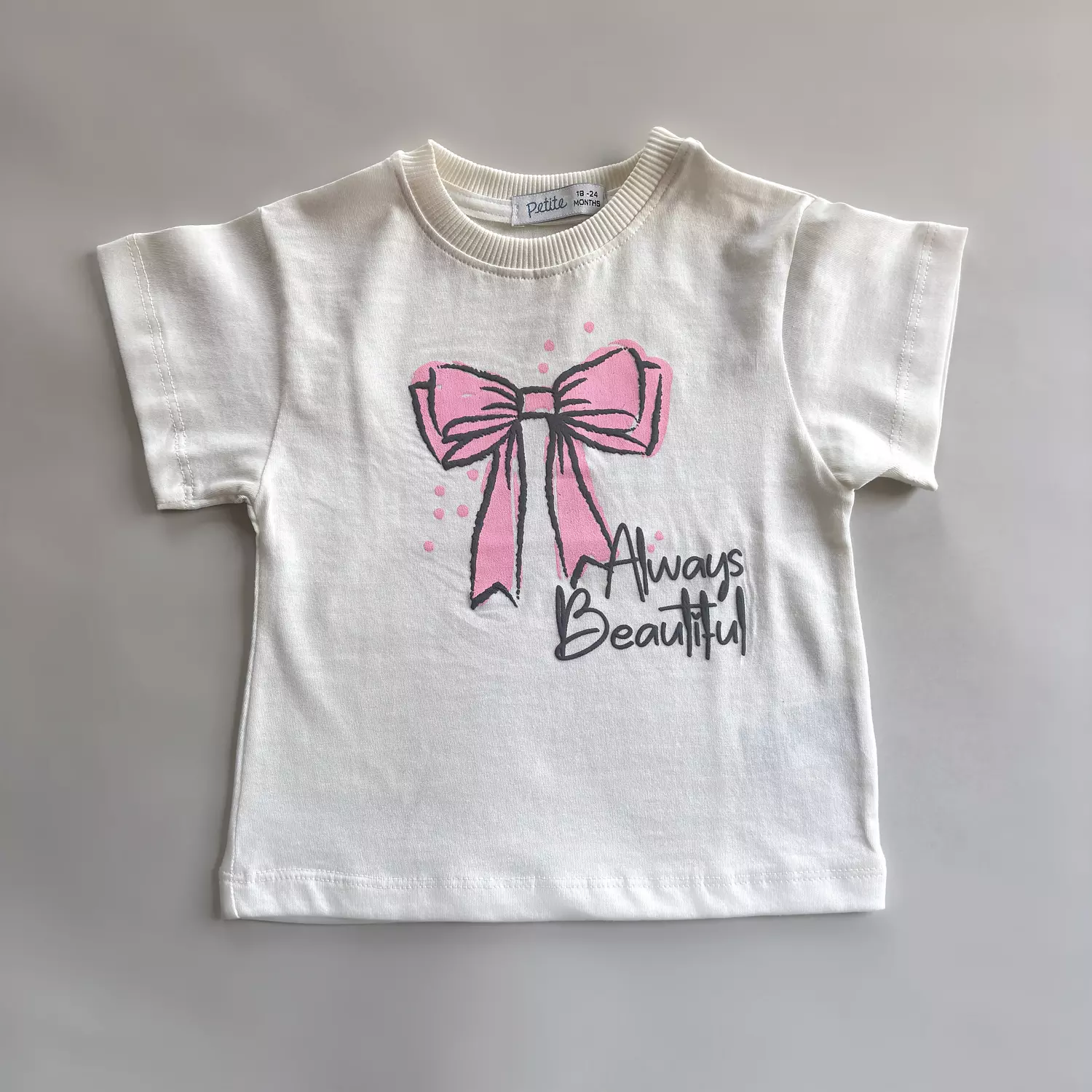 Bow Raised Print T-shirt image